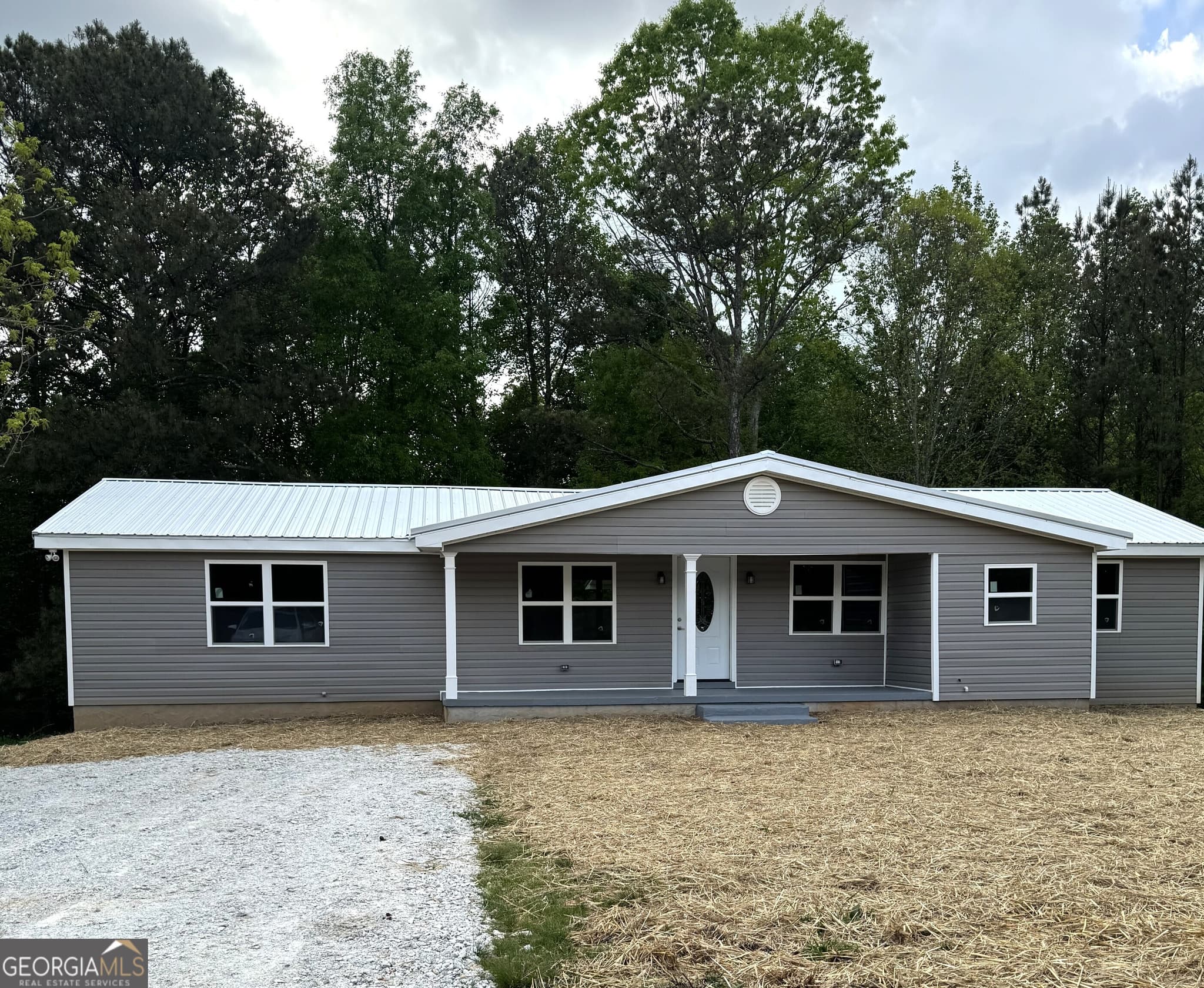 3 bedroom, 2 bathroom, 1,400 sq ft single family residence sold at 3206 County Road 59, Heflin, AL 36264