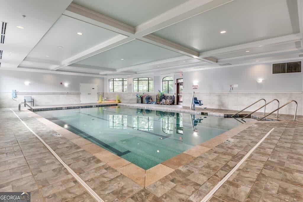 1 bedroom, 1 bathroom, 872 sq ft condominium for sale at 1800 Clairmont Lake A623, Decatur, GA 30033 — photo 6