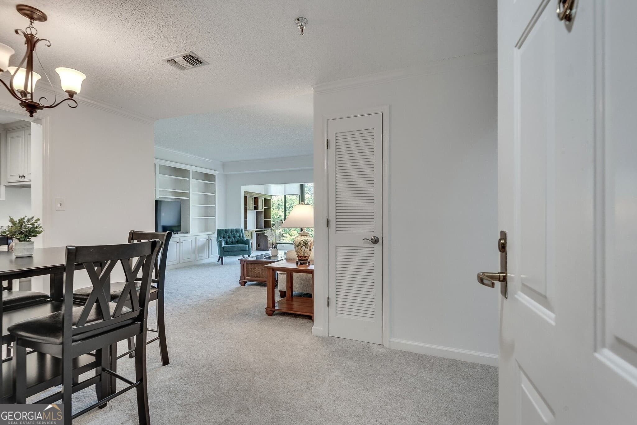 1 bedroom, 1 bathroom, 872 sq ft condominium for sale at 1800 Clairmont Lake A623, Decatur, GA 30033 — photo 7
