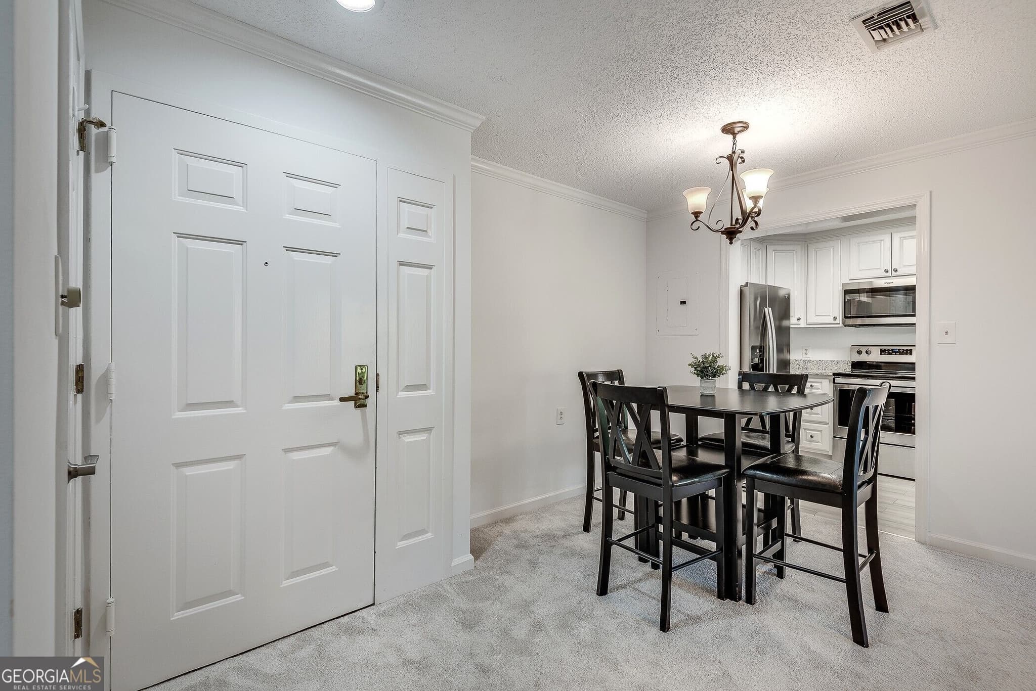 1 bedroom, 1 bathroom, 872 sq ft condominium for sale at 1800 Clairmont Lake A623, Decatur, GA 30033 — photo 10