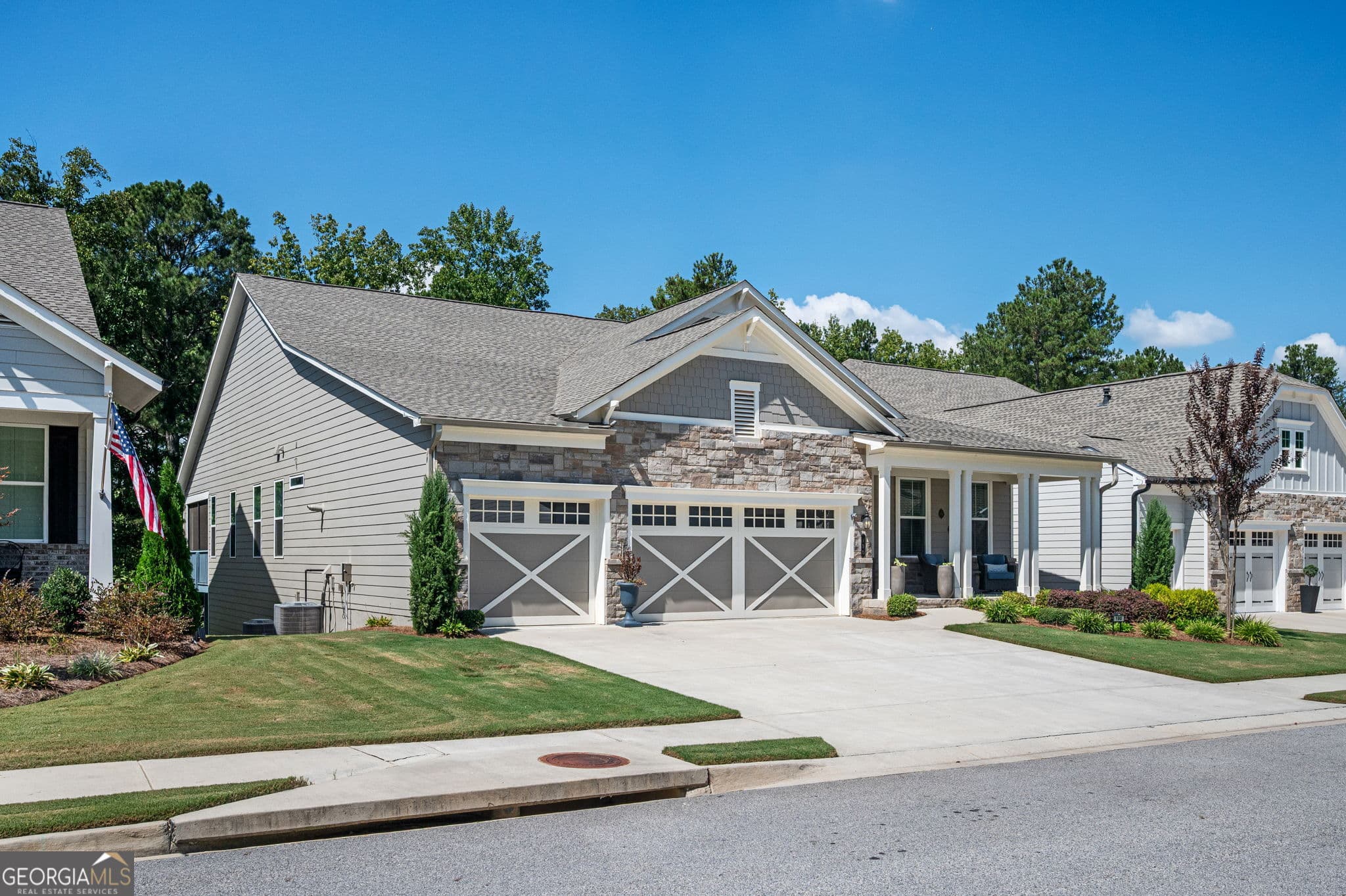 4 bedroom, 4.5 bathroom, 4,519 sq ft single family residence for sale at 190 Tahoe Court, Hoschton, GA 30548 — photo 2