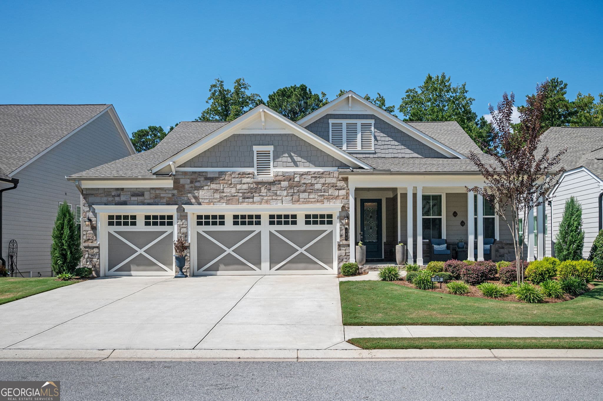 4 bedroom, 4.5 bathroom, 4,519 sq ft single family residence for sale at 190 Tahoe Court, Hoschton, GA 30548 — photo 1 of 55