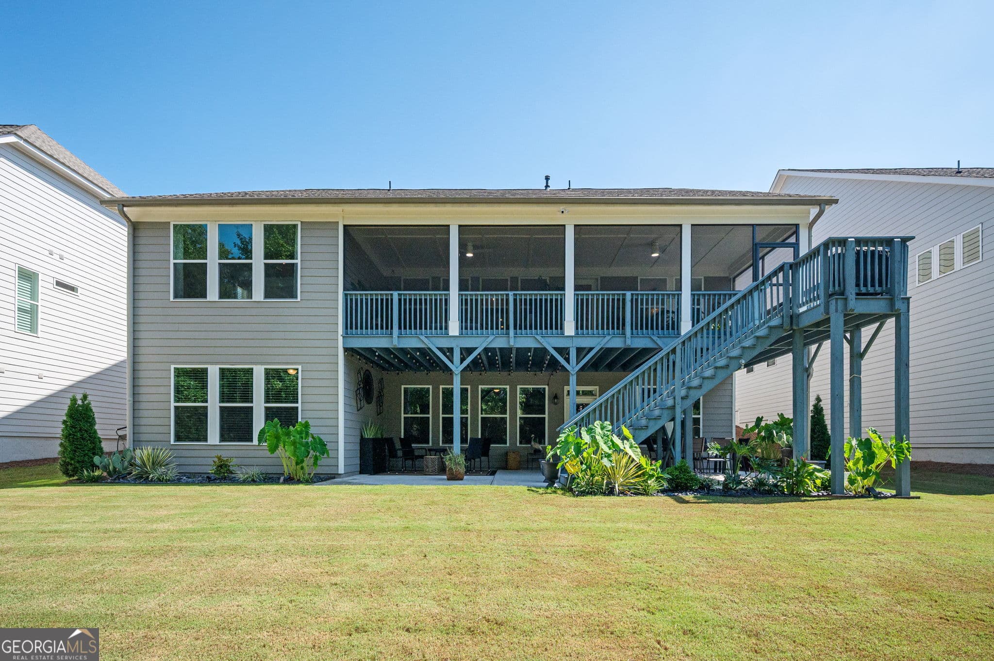 4 bedroom, 4.5 bathroom, 4,519 sq ft single family residence for sale at 190 Tahoe Court, Hoschton, GA 30548 — photo 4