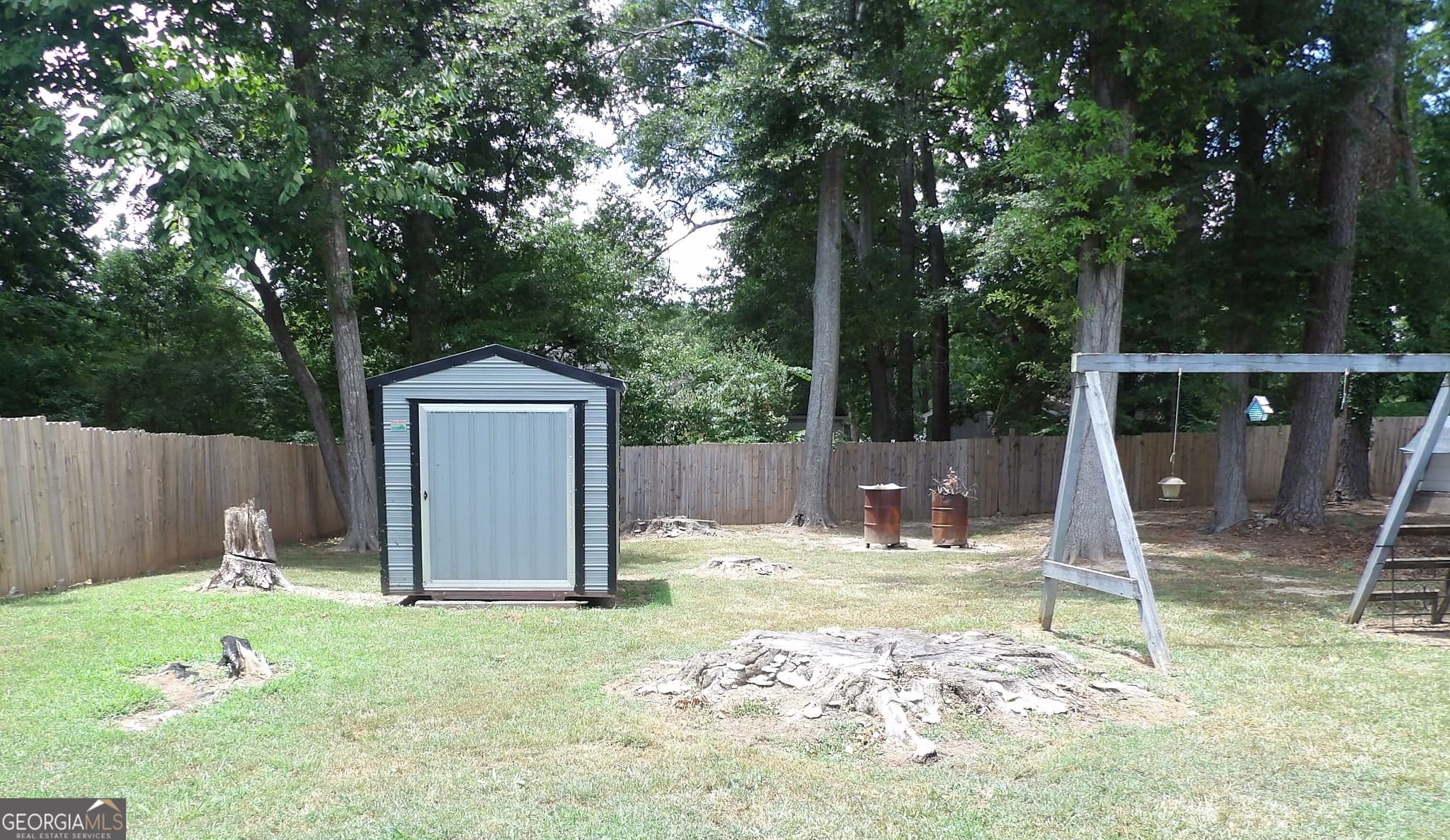 3 bedroom, 2 bathroom, 1,314 sq ft single family residence for sale at 233 Leafwood Lane, Riverdale, GA 30274 — photo 5
