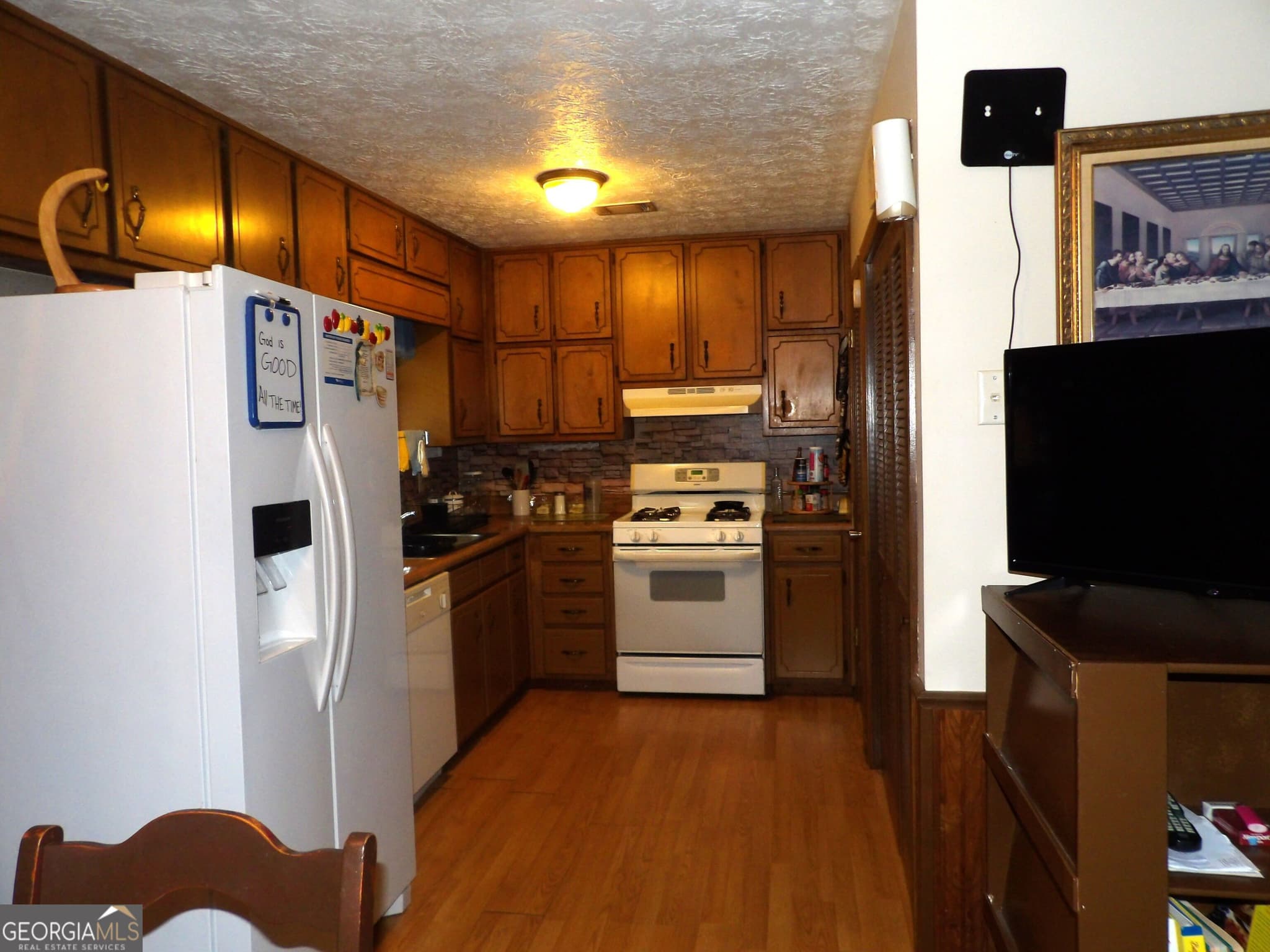 3 bedroom, 2 bathroom, 1,314 sq ft single family residence for sale at 233 Leafwood Lane, Riverdale, GA 30274 — photo 8
