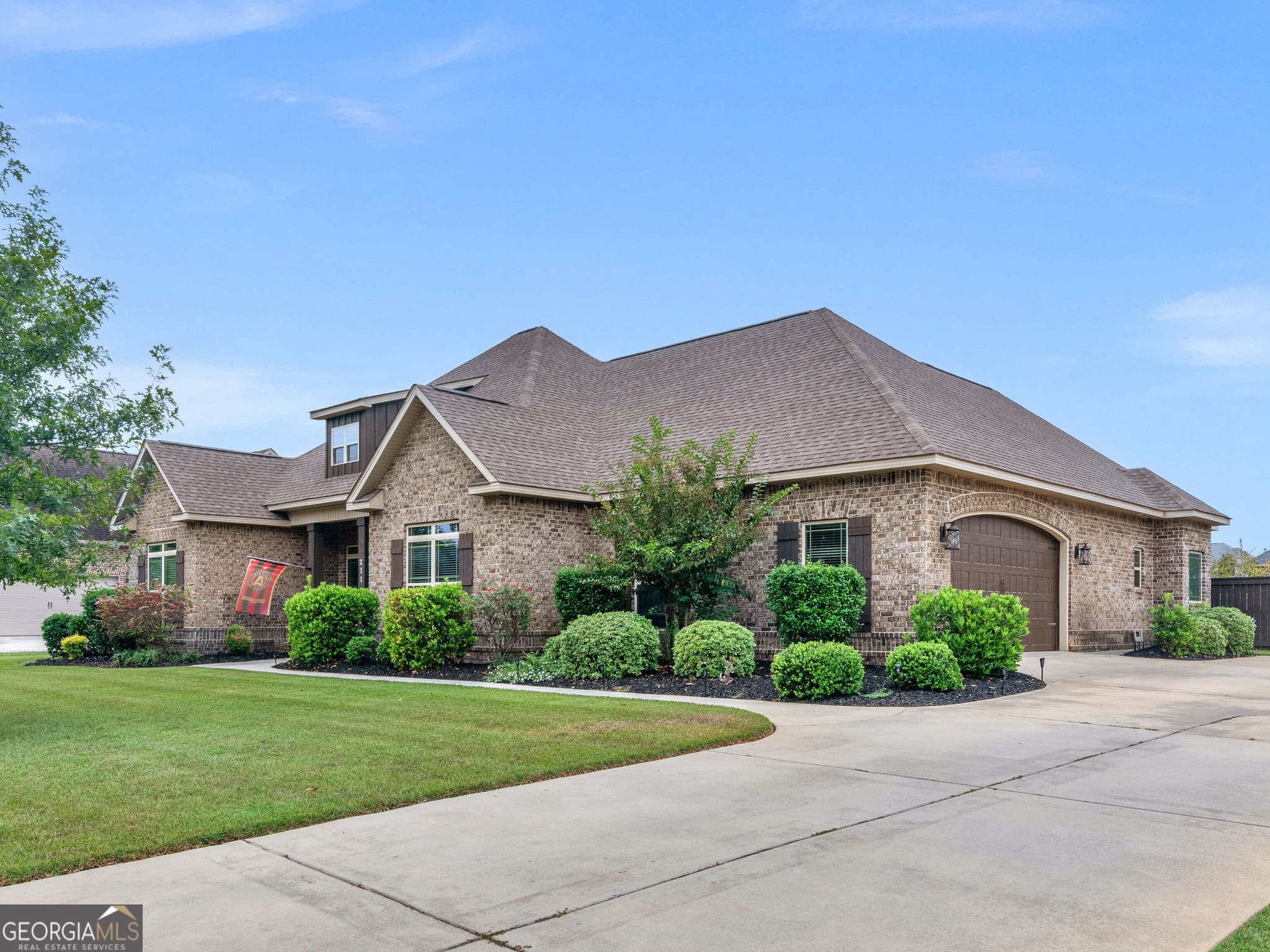 4 bedroom, 3 bathroom, 2,431 sq ft single family residence for sale at 211 Woodlands Boulevard, Kathleen, GA 31047 — photo 3