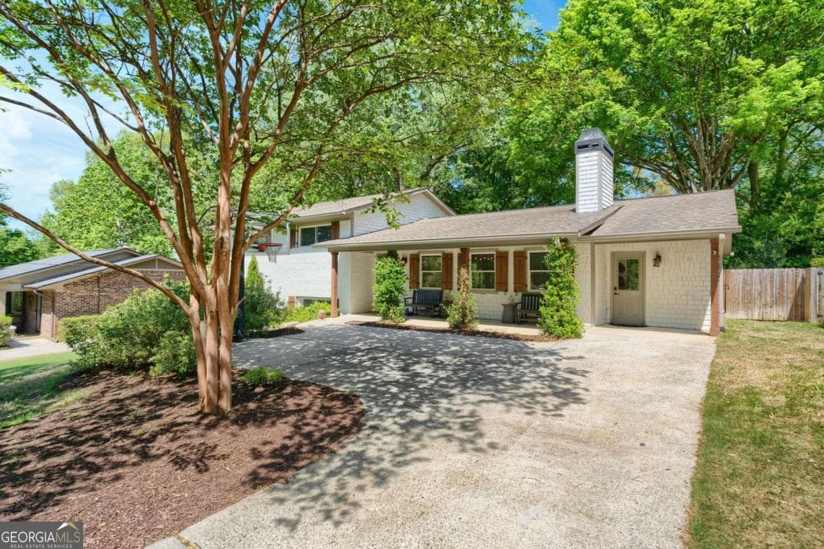 5 bedroom, 3 bathroom, 2,288 sq ft single family residence sold at 2630 Cove Circle, Atlanta, GA 30319