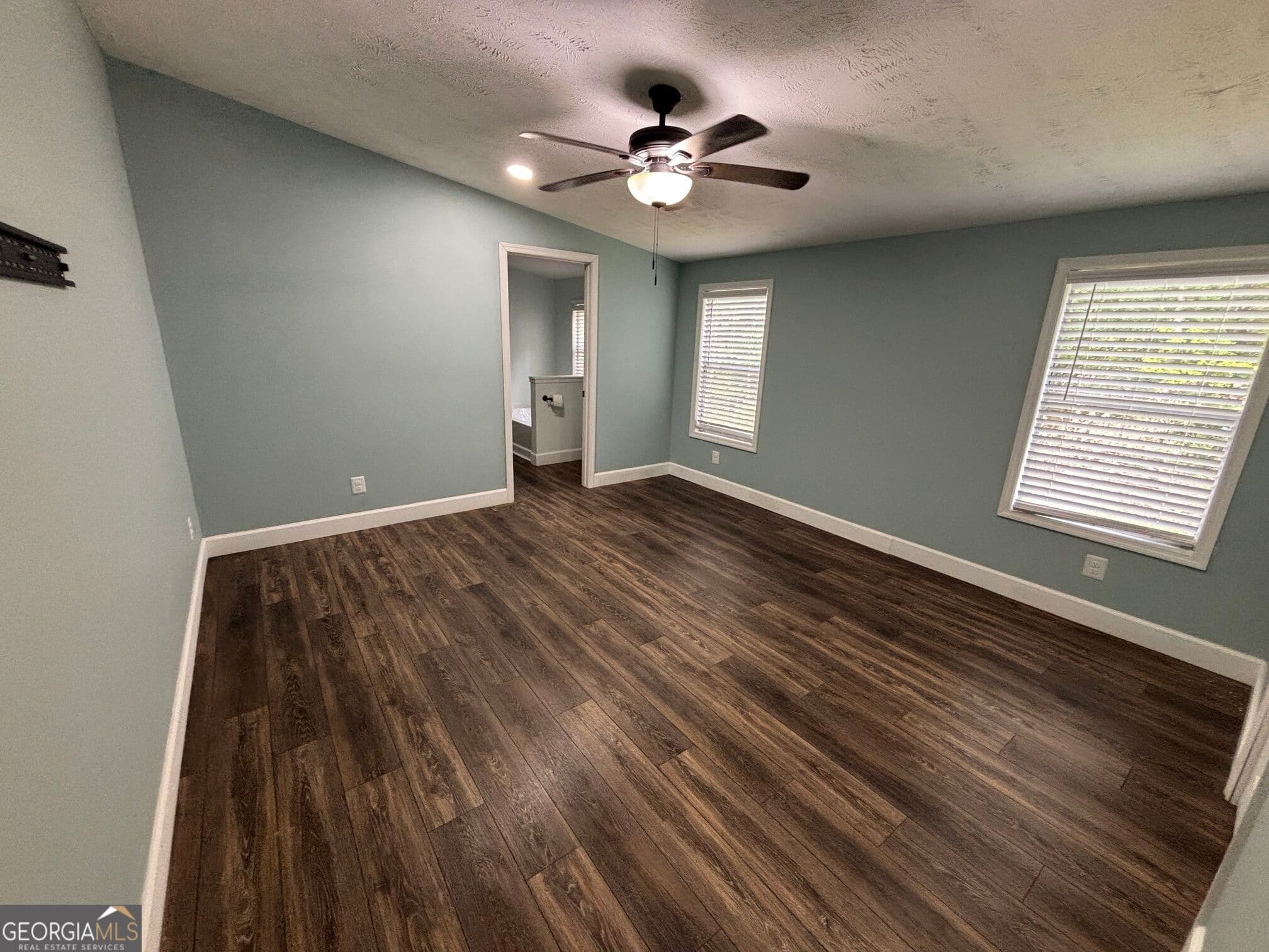 3 bedroom, 2 bathroom, 1,620 sq ft manufactured home,single family residence under contract at 5038 Buffington Road, Thomson, GA 30824 — photo 9