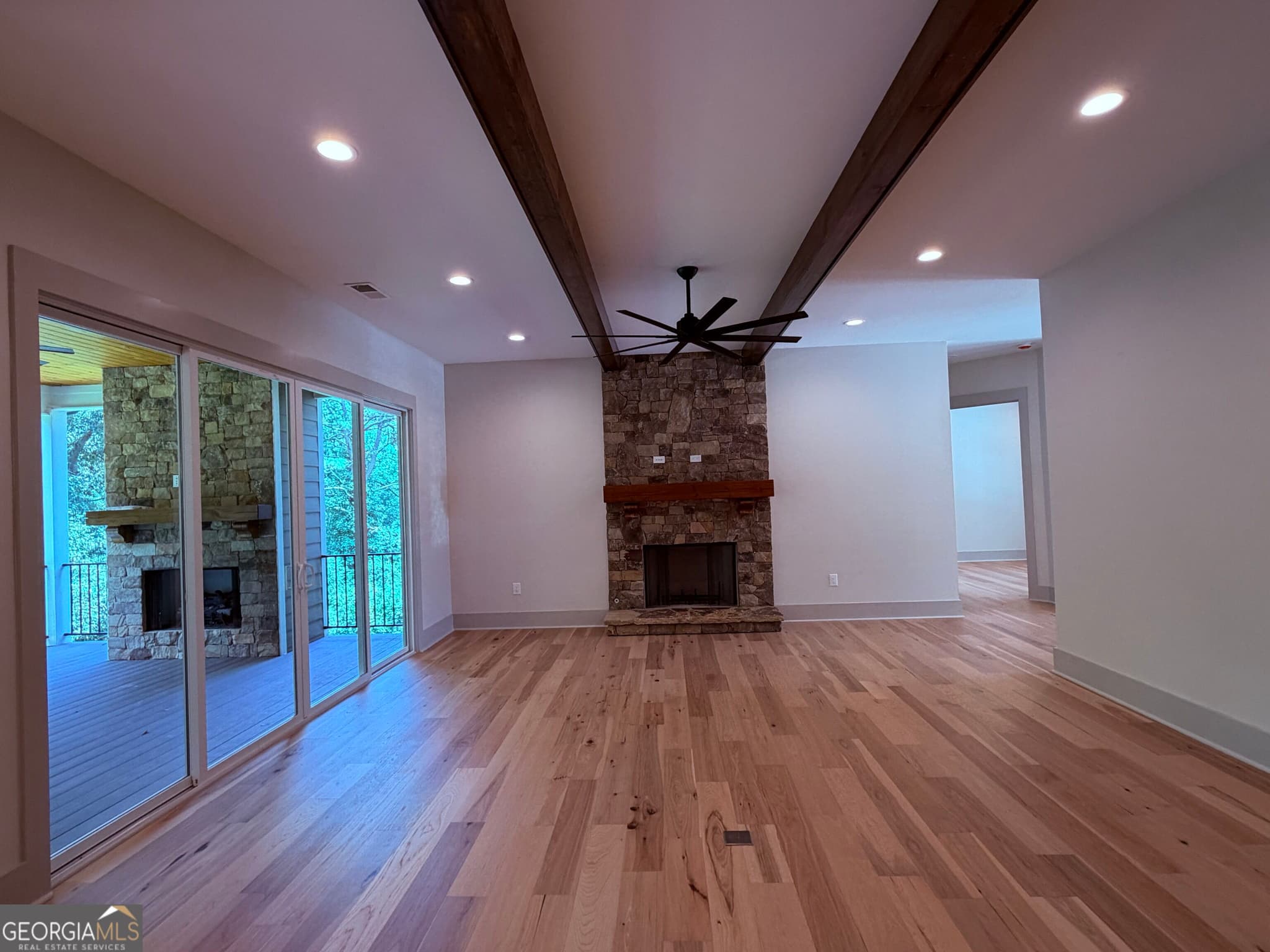 4 bedroom, 3.5 bathroom, 3,630 sq ft single family residence for sale at 260 Edgewater Trail, Toccoa, GA 30577 — photo 10