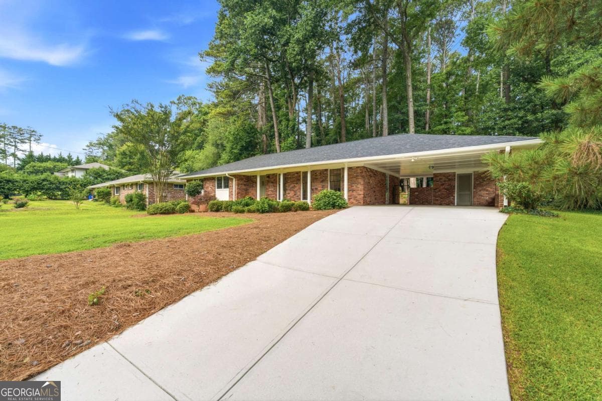 3 bedroom, 2 bathroom, 1,446 sq ft single family residence sold at 2016 Hollidon Road, Decatur, GA 30033