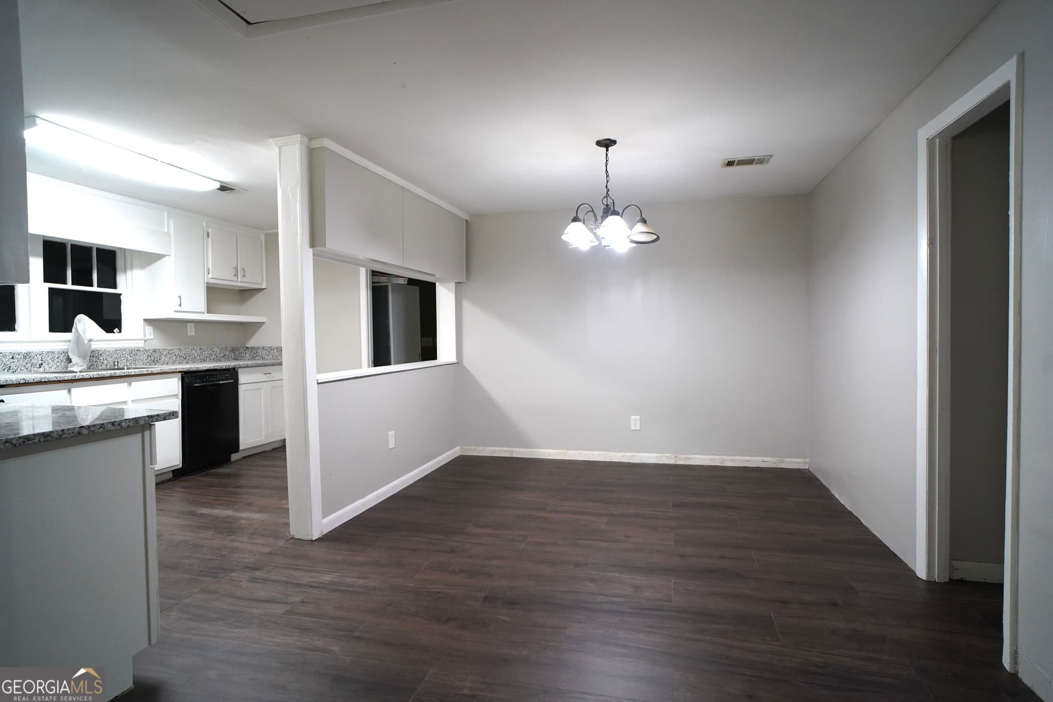 3 bedroom, 1.5 bathroom, 2,412 sq ft single family residence for sale at 1032 Chatham Road, Buford, GA 30518 — photo 6