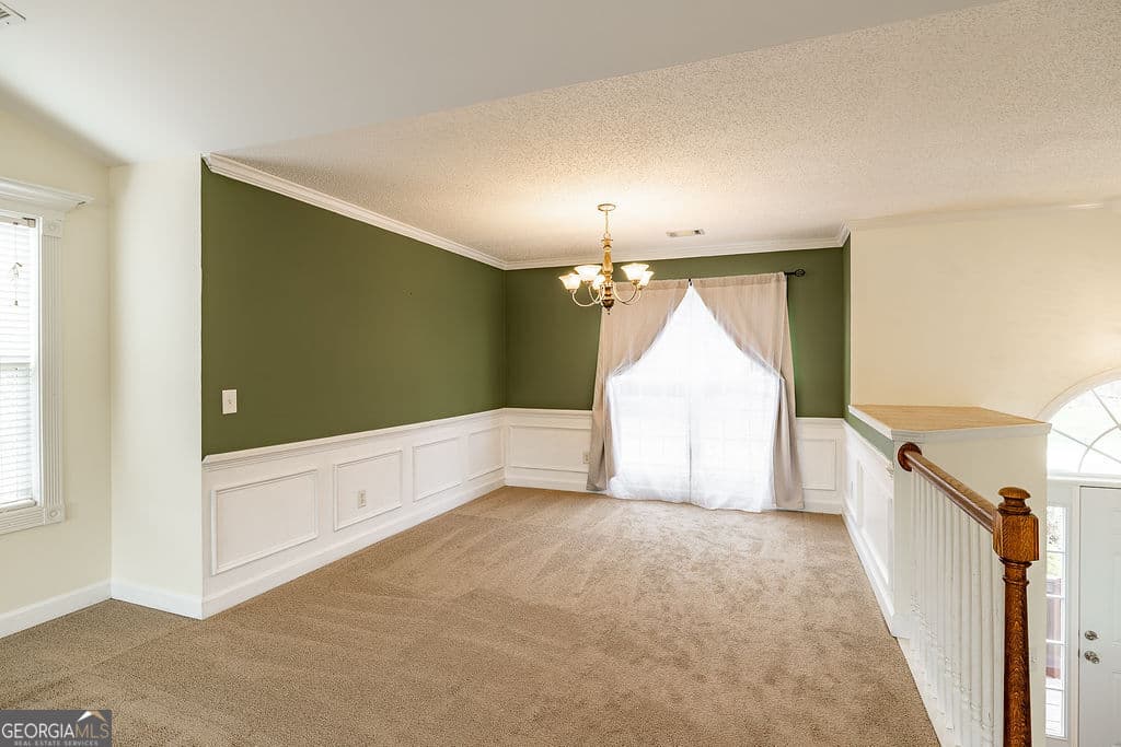 5 bedroom, 3 bathroom, 2,678 sq ft single family residence for sale at 871 Jefferson Walk Circle, Jefferson, GA 30549 — photo 6