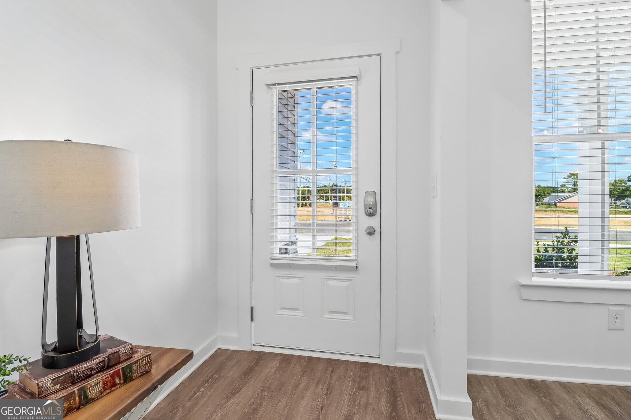 4 bedroom, 2.5 bathroom, 2,154 sq ft single family residence for sale at 113 Royal Tern Lane, Warner Robins, GA 31093 — photo 6