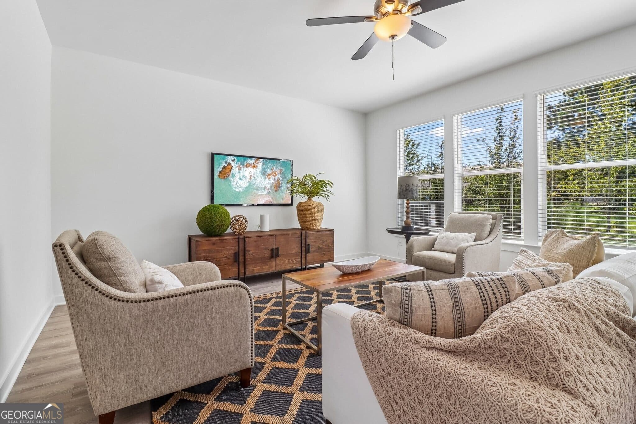 4 bedroom, 2.5 bathroom, 2,154 sq ft single family residence for sale at 113 Royal Tern Lane, Warner Robins, GA 31093 — photo 8