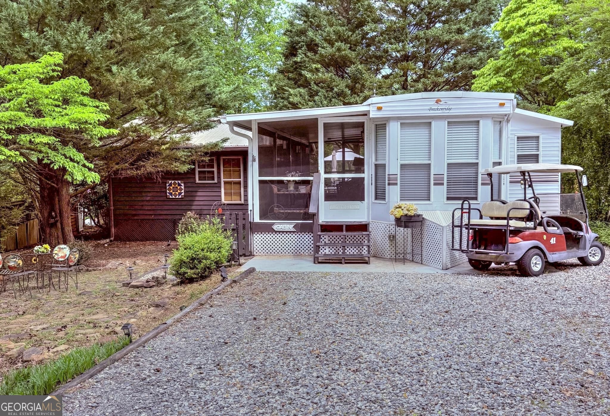 2 bedroom, 2 bathroom cabin,manufactured home,single family residence for sale at 90 Campfire Drive, Cleveland, GA 30528 — photo 3