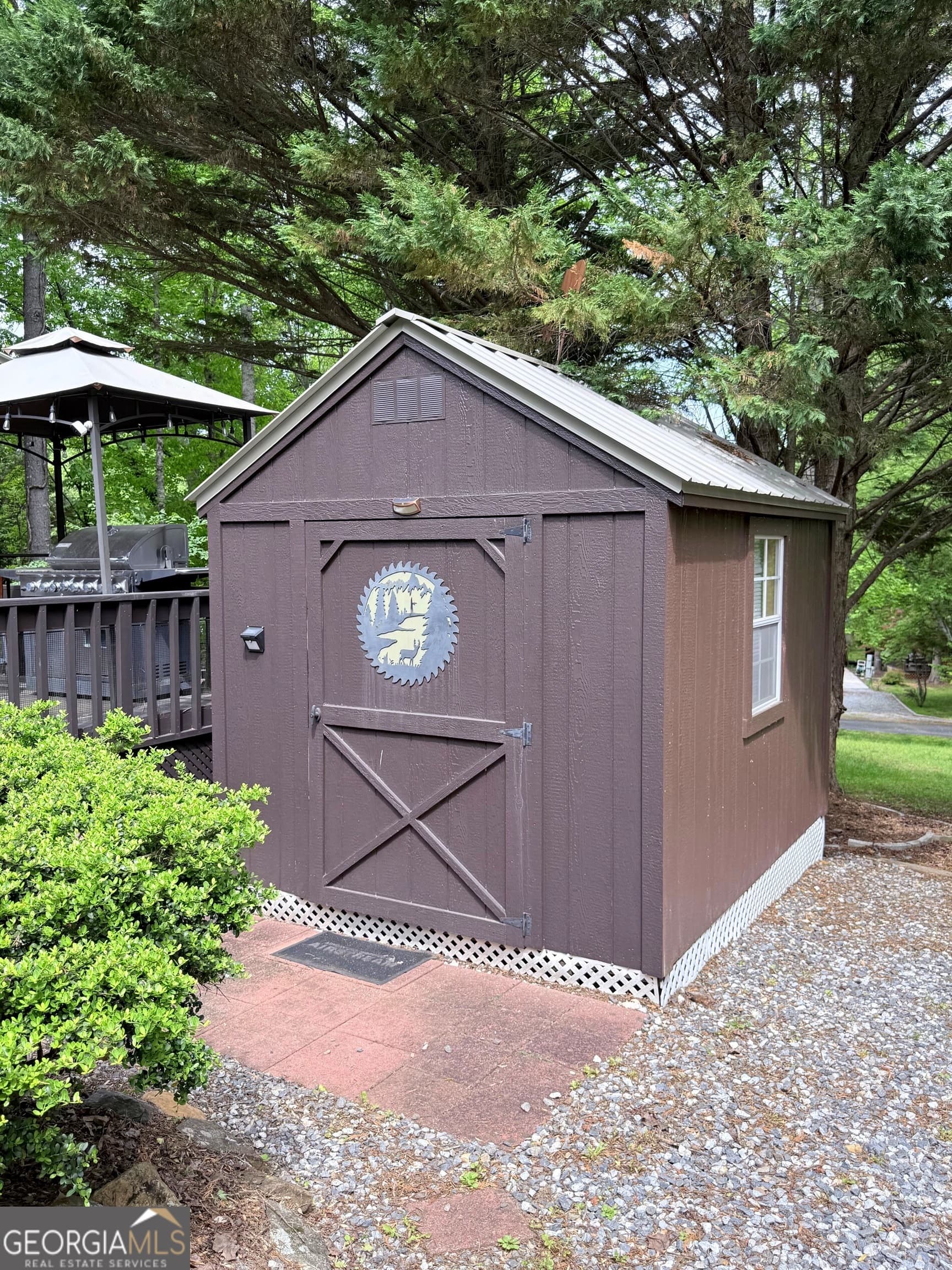 2 bedroom, 2 bathroom cabin,manufactured home,single family residence for sale at 90 Campfire Drive, Cleveland, GA 30528 — photo 4