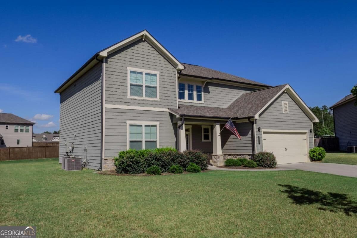 5 bedroom, 3 bathroom, 2,837 sq ft single family residence for sale at 430 Dragonfly Way, Winder, GA 30680 — photo 7