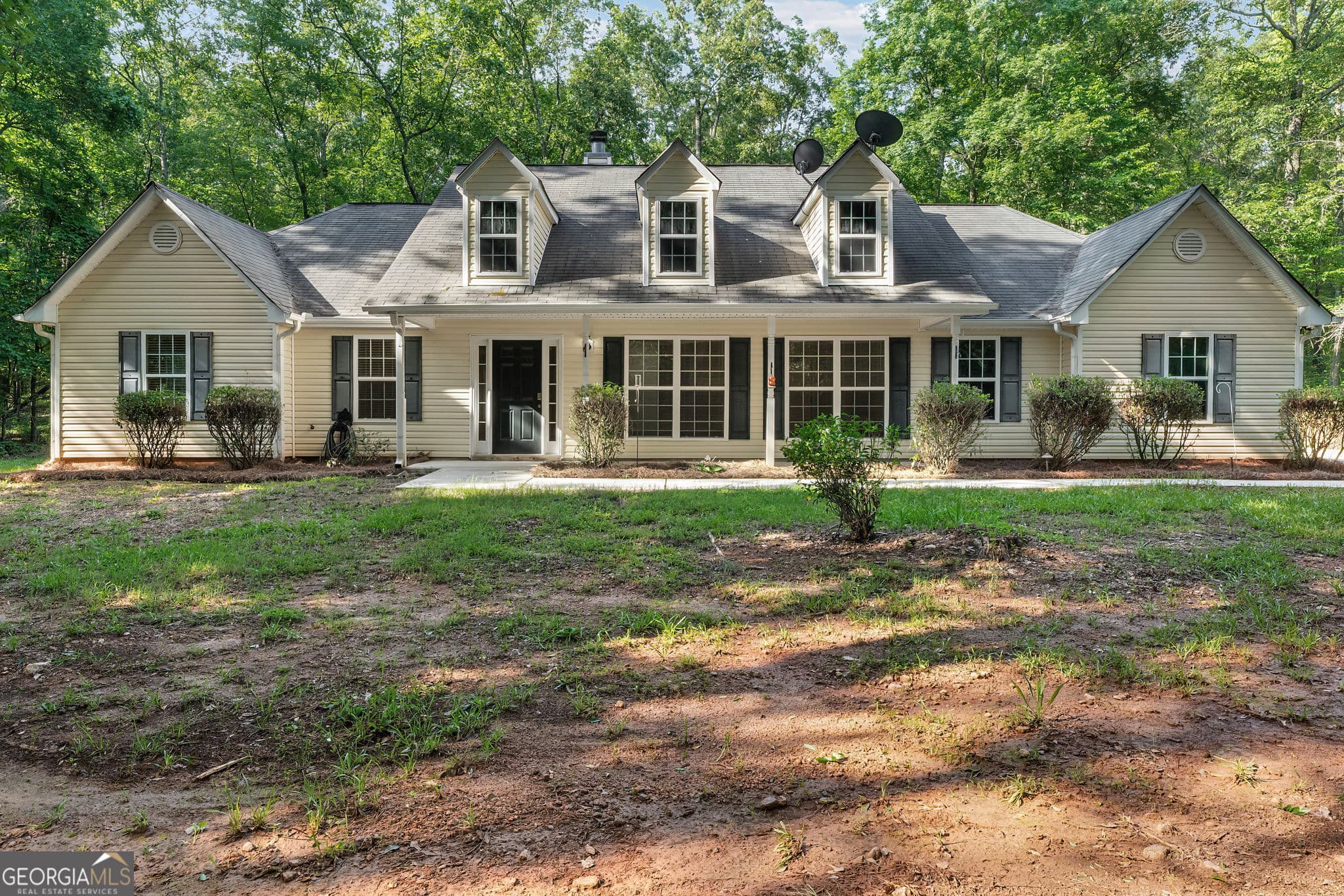 3 bedroom, 2 bathroom, 1,654 sq ft single family residence sold at 2430 Highway 85, Senoia, GA 30276