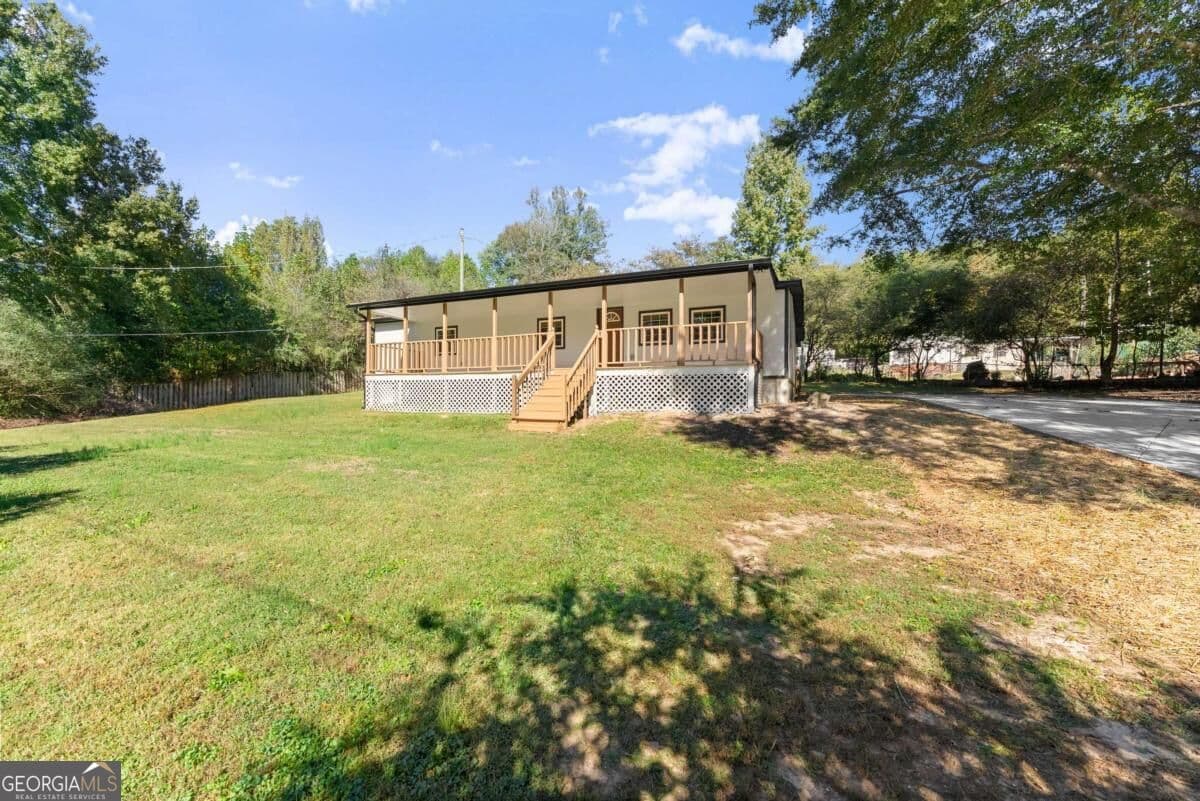 3 bedroom, 1.5 bathroom manufactured home,single family residence for sale at 2411 Bald Eagle Place, Gainesville, GA 30507 — photo 6