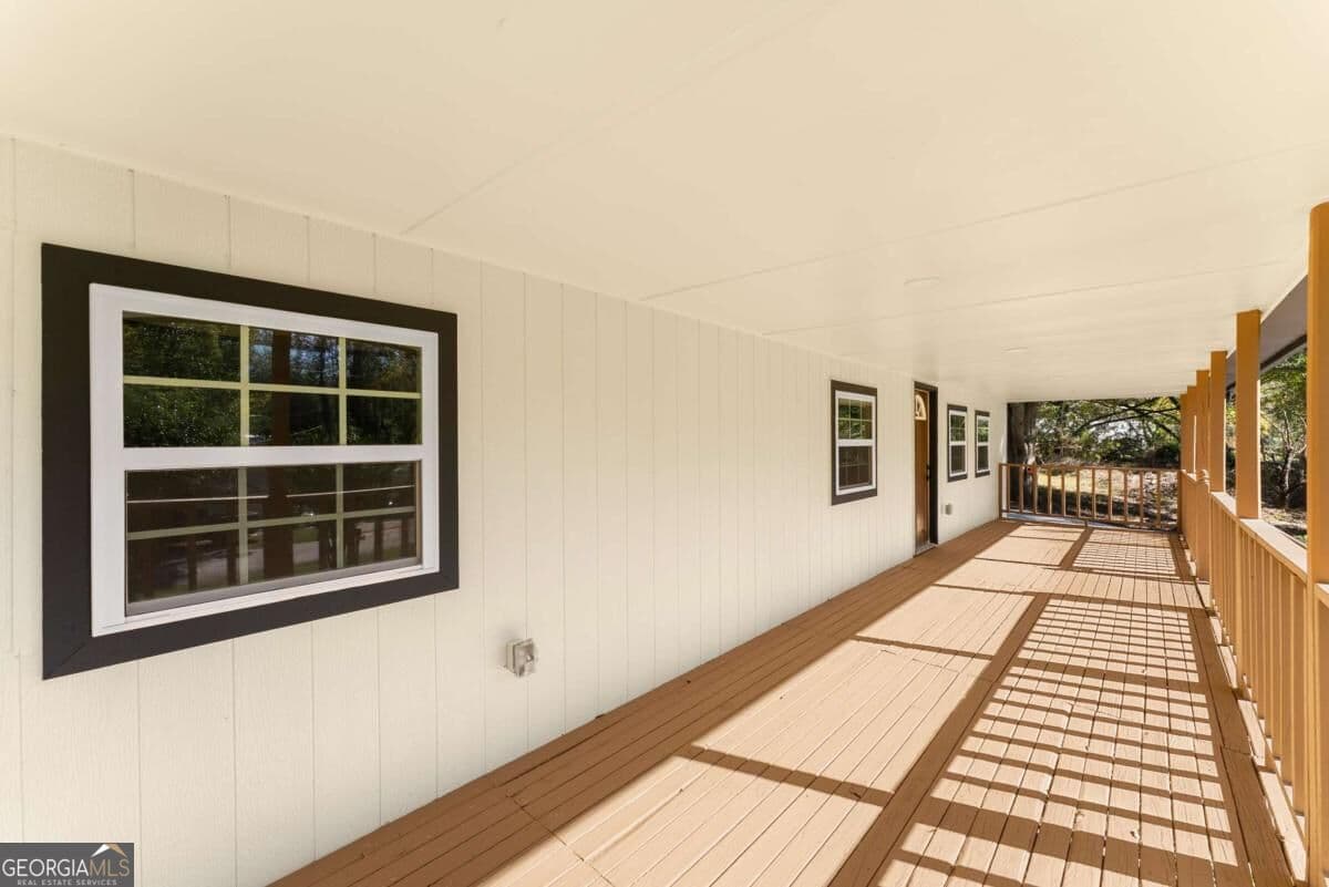 3 bedroom, 1.5 bathroom manufactured home,single family residence for sale at 2411 Bald Eagle Place, Gainesville, GA 30507 — photo 8