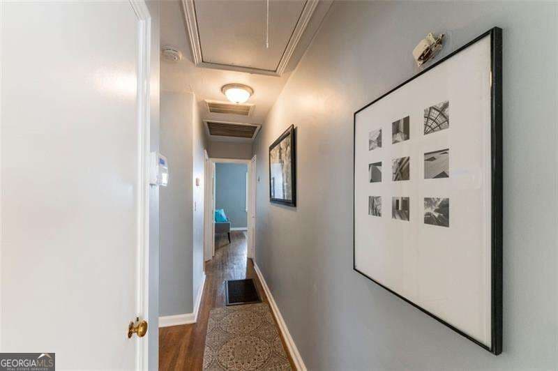 2 bedroom, 2 bathroom single family residence for rent at 547 SW Westmeath Drive, Atlanta, GA 30310 for $1,695 a month — photo 9