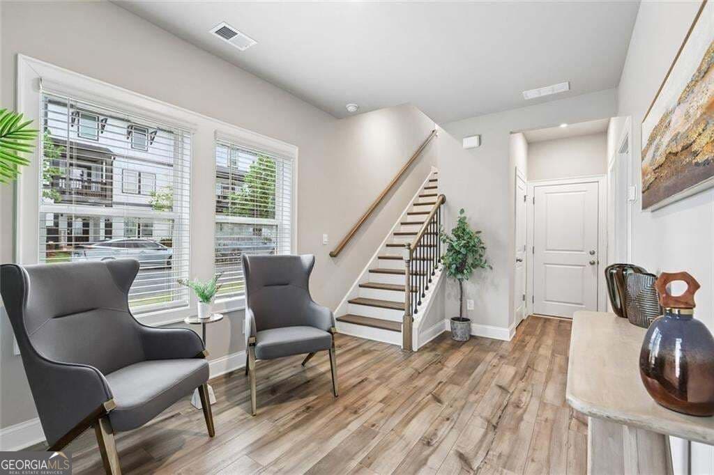 4 bedroom, 3.5 bathroom, 2,535 sq ft townhouse for rent at 1037 Knoxboro Lane, Woodstock, GA 30188 for $2,900 a month — photo 3