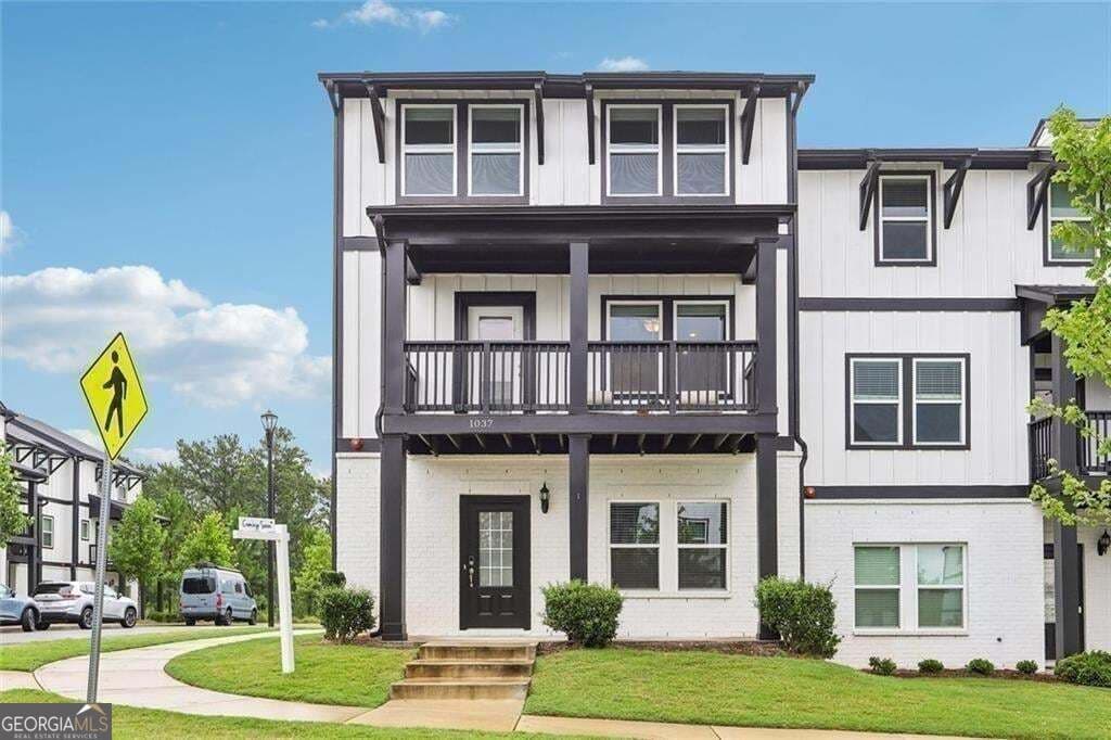 4 bedroom, 3.5 bathroom, 2,535 sq ft townhouse for rent at 1037 Knoxboro Lane, Woodstock, GA 30188 for $2,900 a month — photo 4