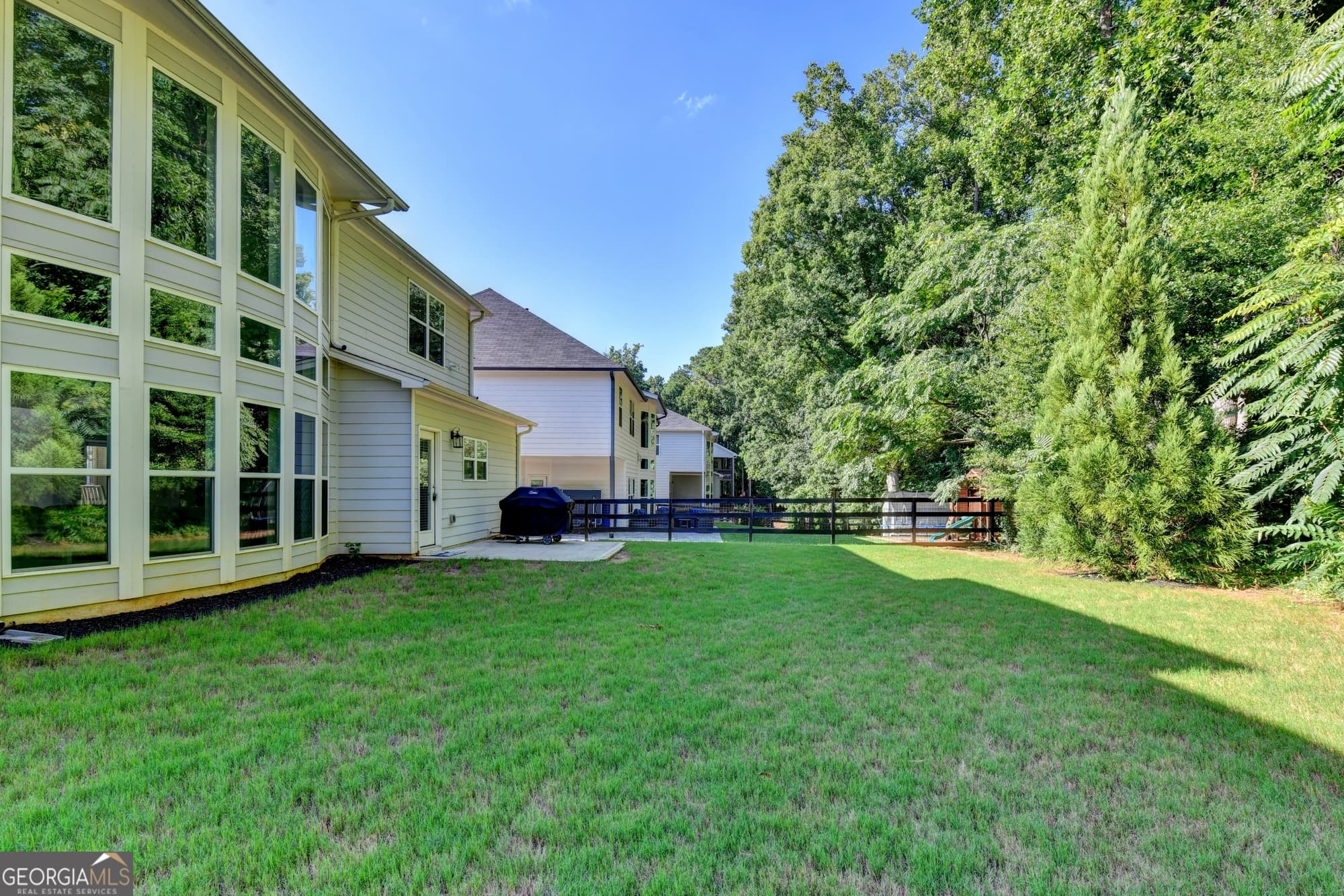 5 bedroom, 4 bathroom, 3,362 sq ft single family residence for sale at 232 Wild Rose Circle, Holly Springs, GA 30115 — photo 7