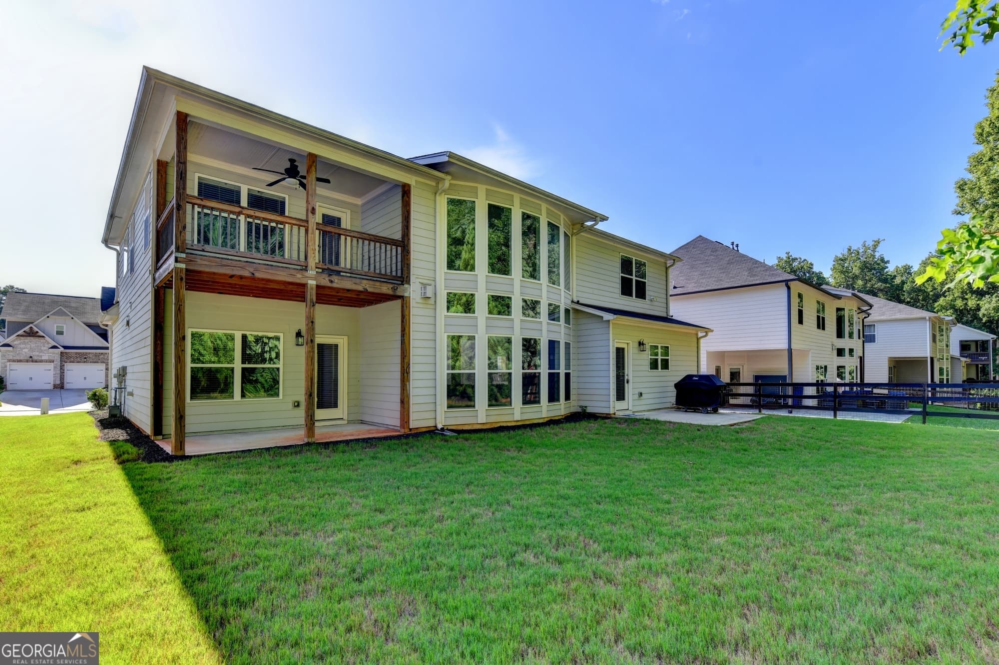 5 bedroom, 4 bathroom, 3,362 sq ft single family residence for sale at 232 Wild Rose Circle, Holly Springs, GA 30115 — photo 5