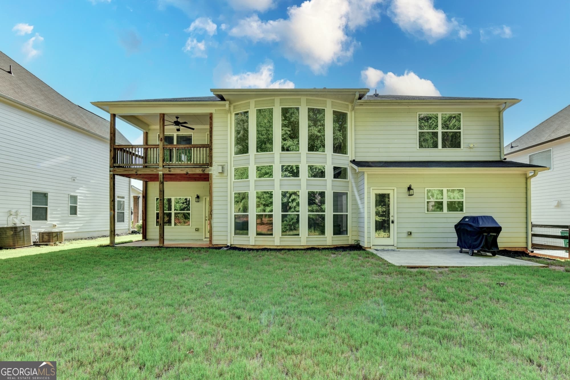 5 bedroom, 4 bathroom, 3,362 sq ft single family residence for sale at 232 Wild Rose Circle, Holly Springs, GA 30115 — photo 4