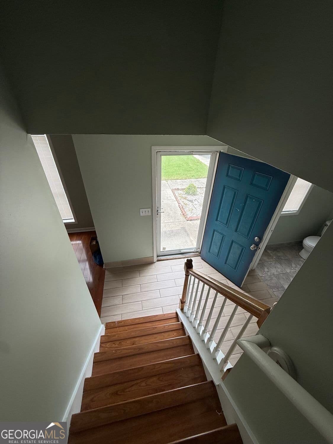 4 bedroom, 2.5 bathroom, 2,723 sq ft single family residence for rent at 755 Tara Bend, Hampton, GA 30228 for $2,295 a month — photo 2
