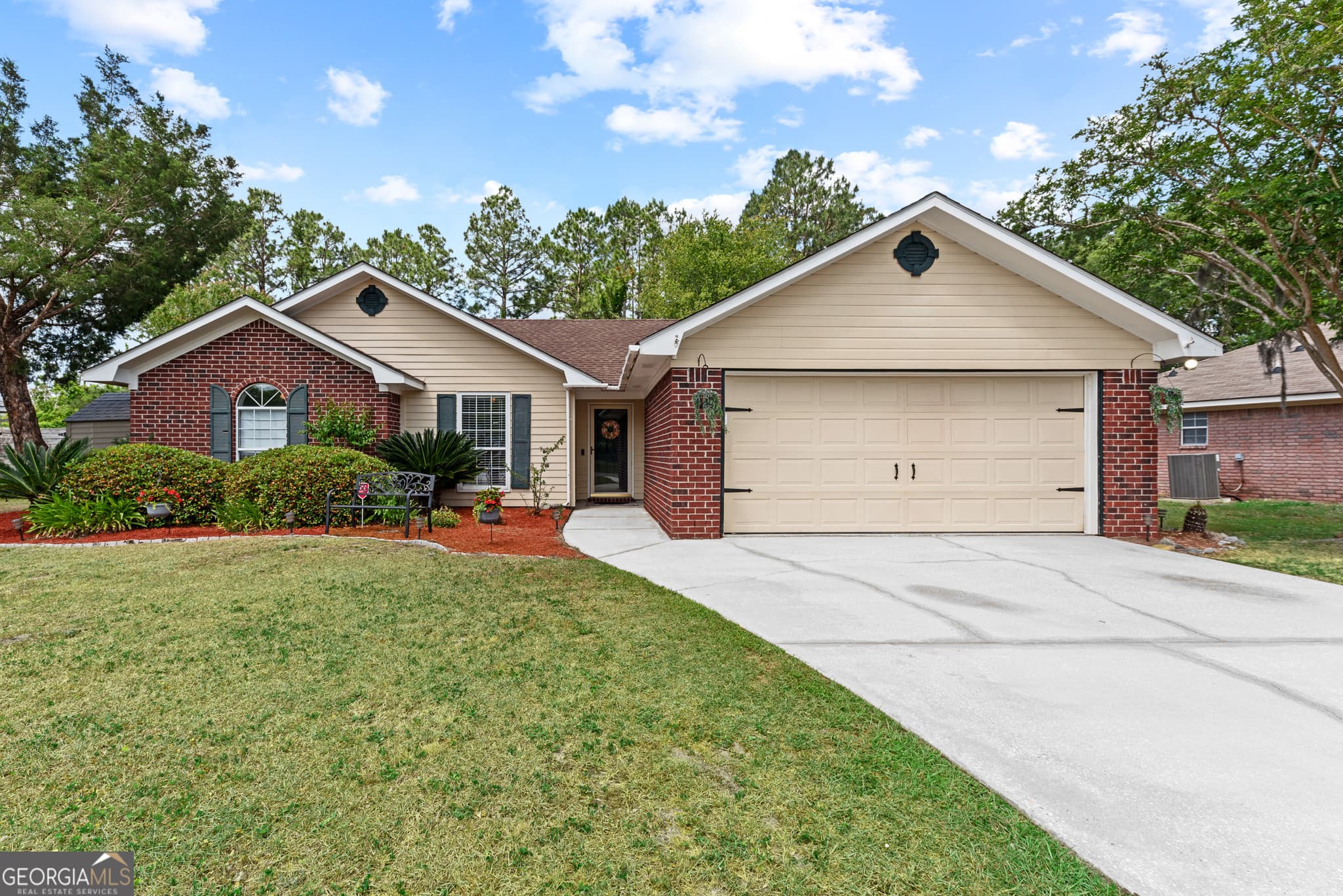 3 bedroom, 2 bathroom, 1,495 sq ft single family residence sold at 60 Silver Fox Drive, St. Marys, GA 31558
