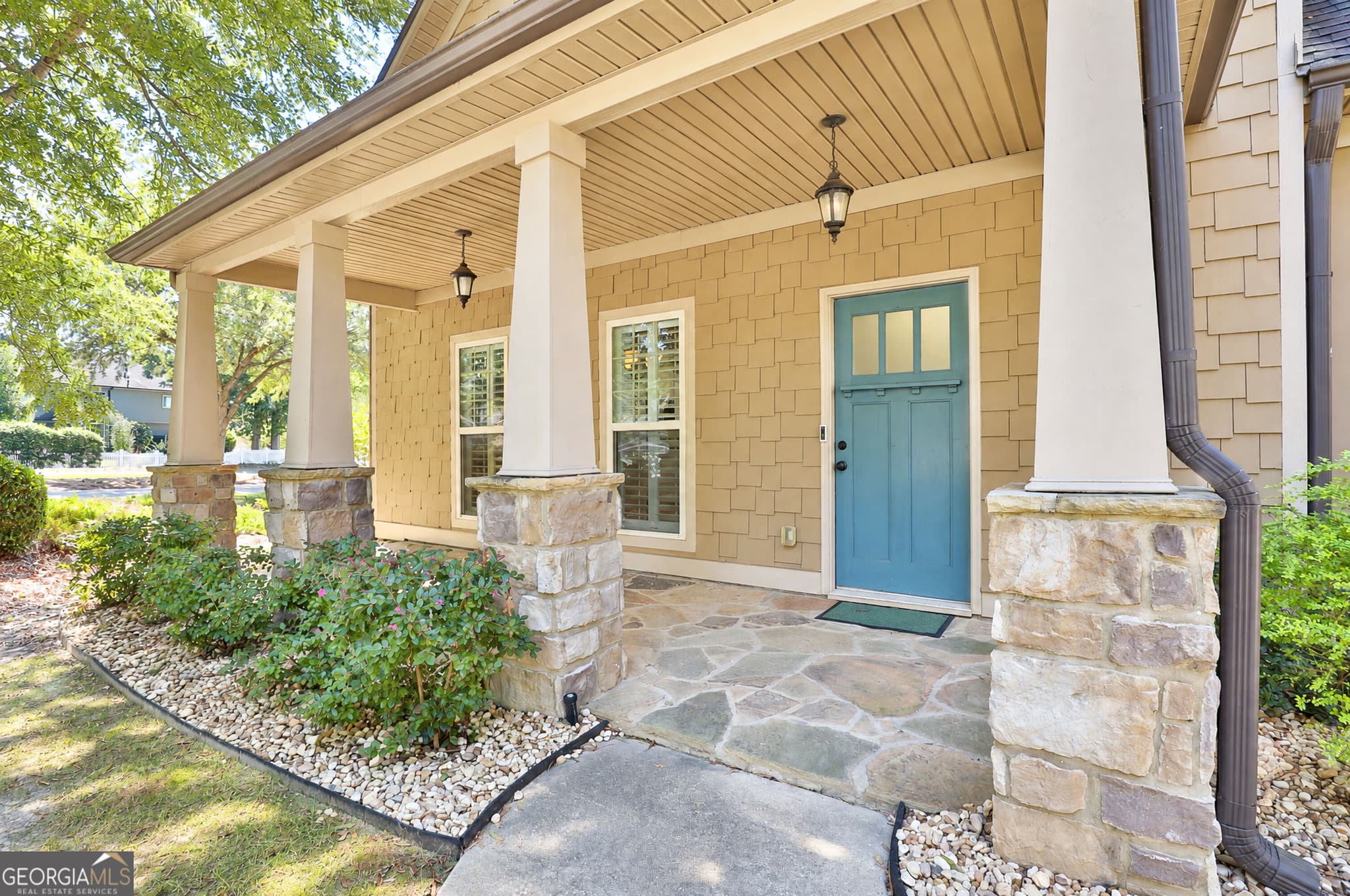 4 bedroom, 4.5 bathroom, 3,094 sq ft single family residence for sale at 3 Vanderbilt Pointe Lane, Newnan, GA 30265 — photo 2