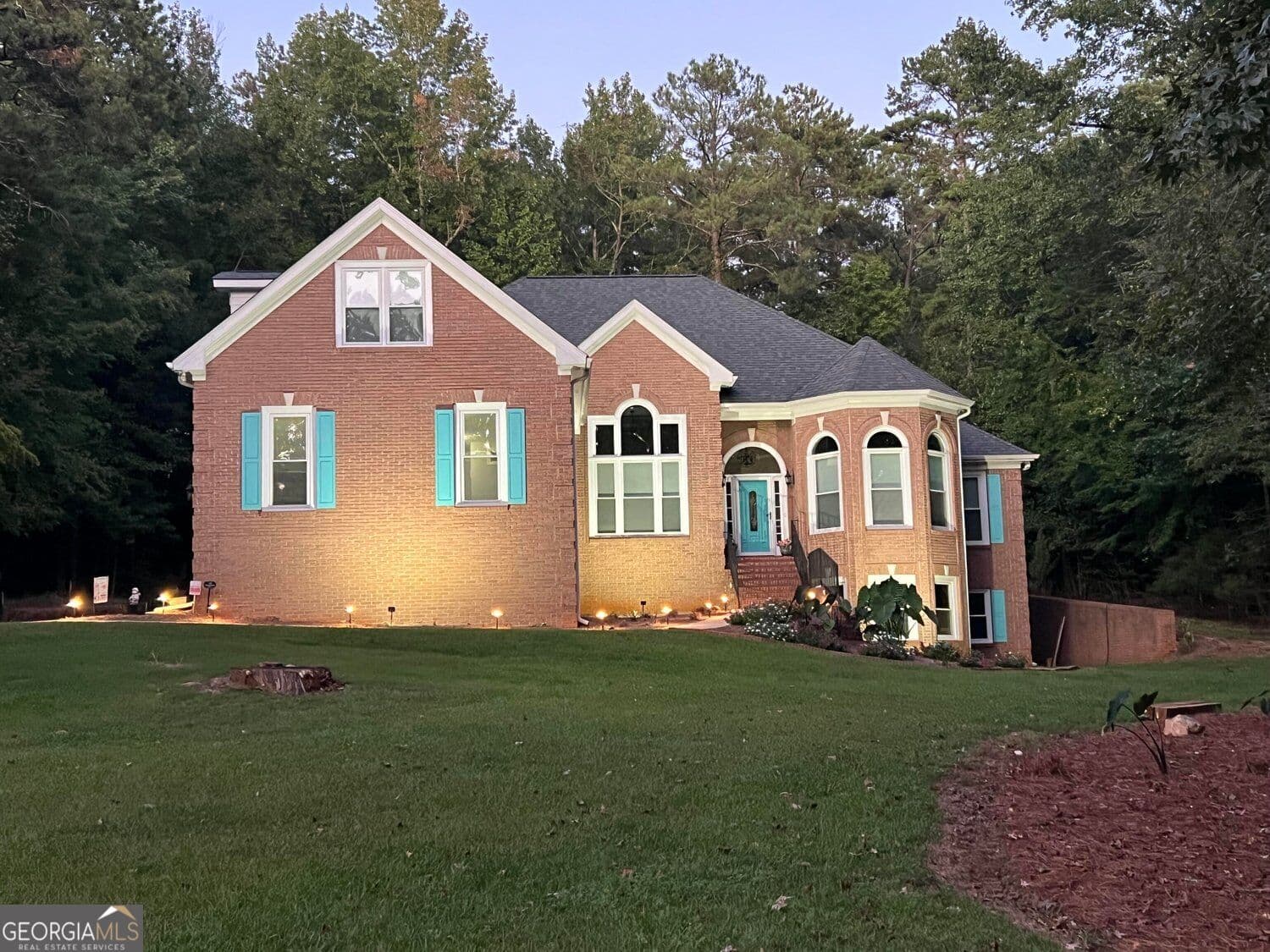 4 bedroom, 3.5 bathroom, 3,097 sq ft single family residence for sale at 70 Costleys Bridge Drive, Oxford, GA 30054 — photo 2