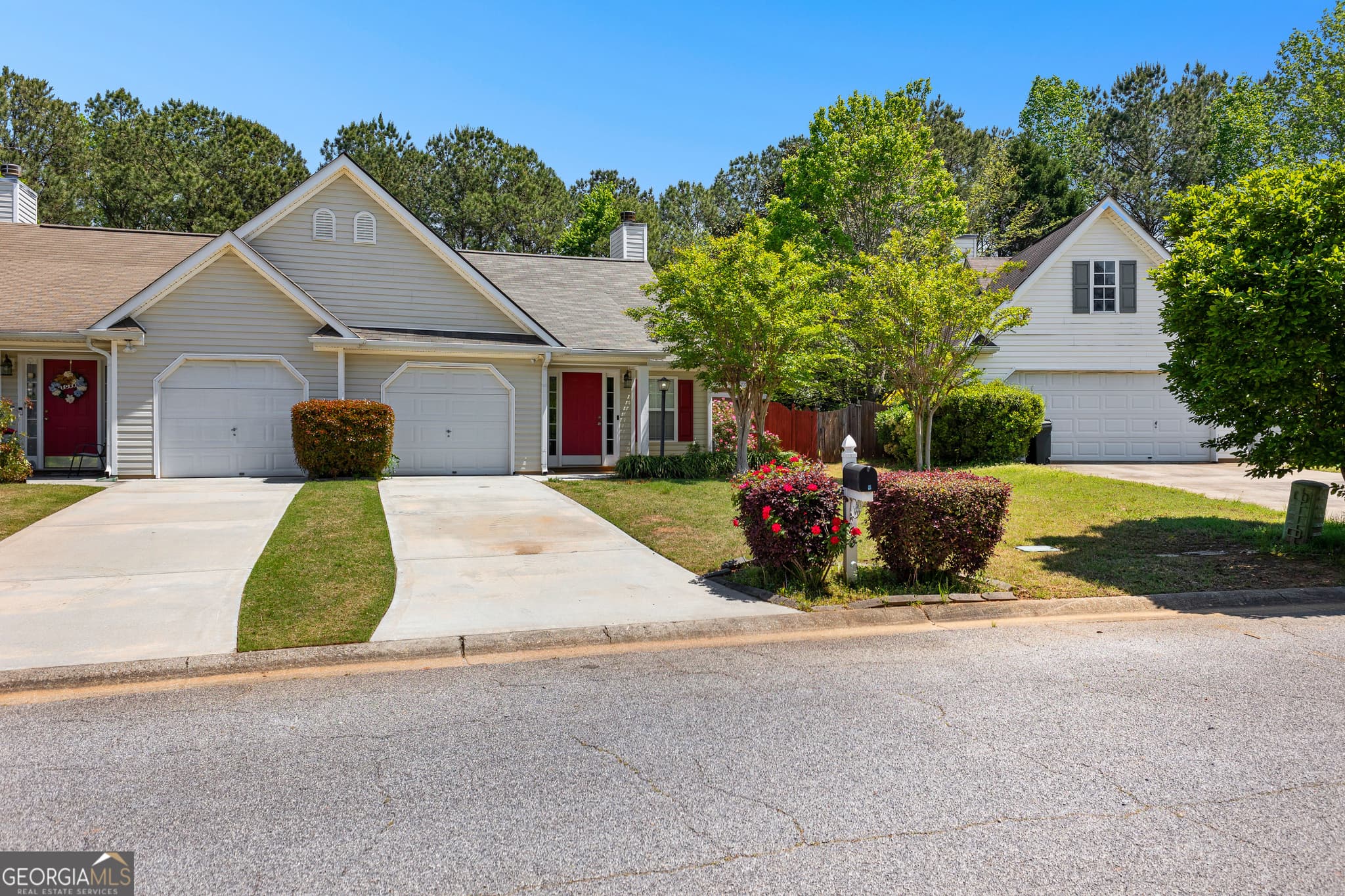 2 bedroom, 2 bathroom, 1,302 sq ft townhouse sold at 60 Courtyard Drive, Newnan, GA 30265