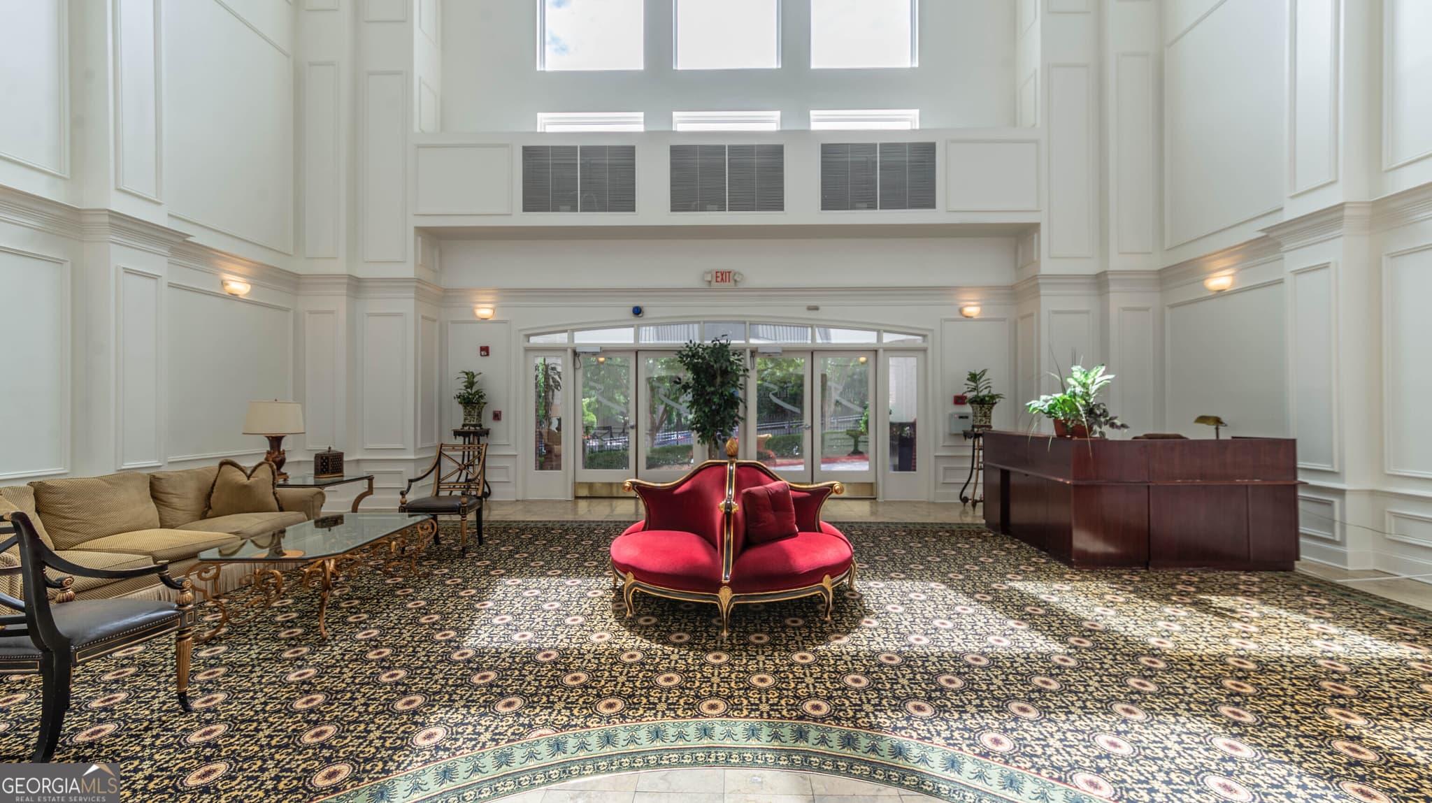 2 bedroom, 2.5 bathroom, 1,740 sq ft condominium for sale at 3275 Lenox Road APT 413, Atlanta, GA 30324 — photo 3
