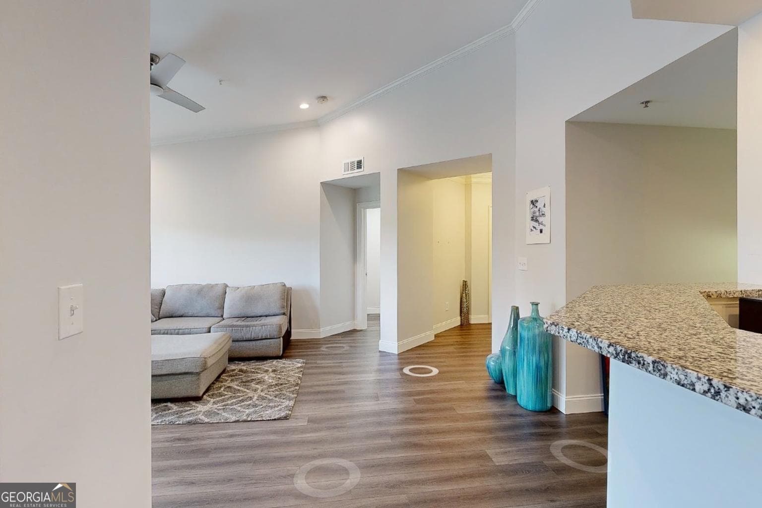 2 bedroom, 2.5 bathroom, 1,740 sq ft condominium for sale at 3275 Lenox Road APT 413, Atlanta, GA 30324 — photo 10