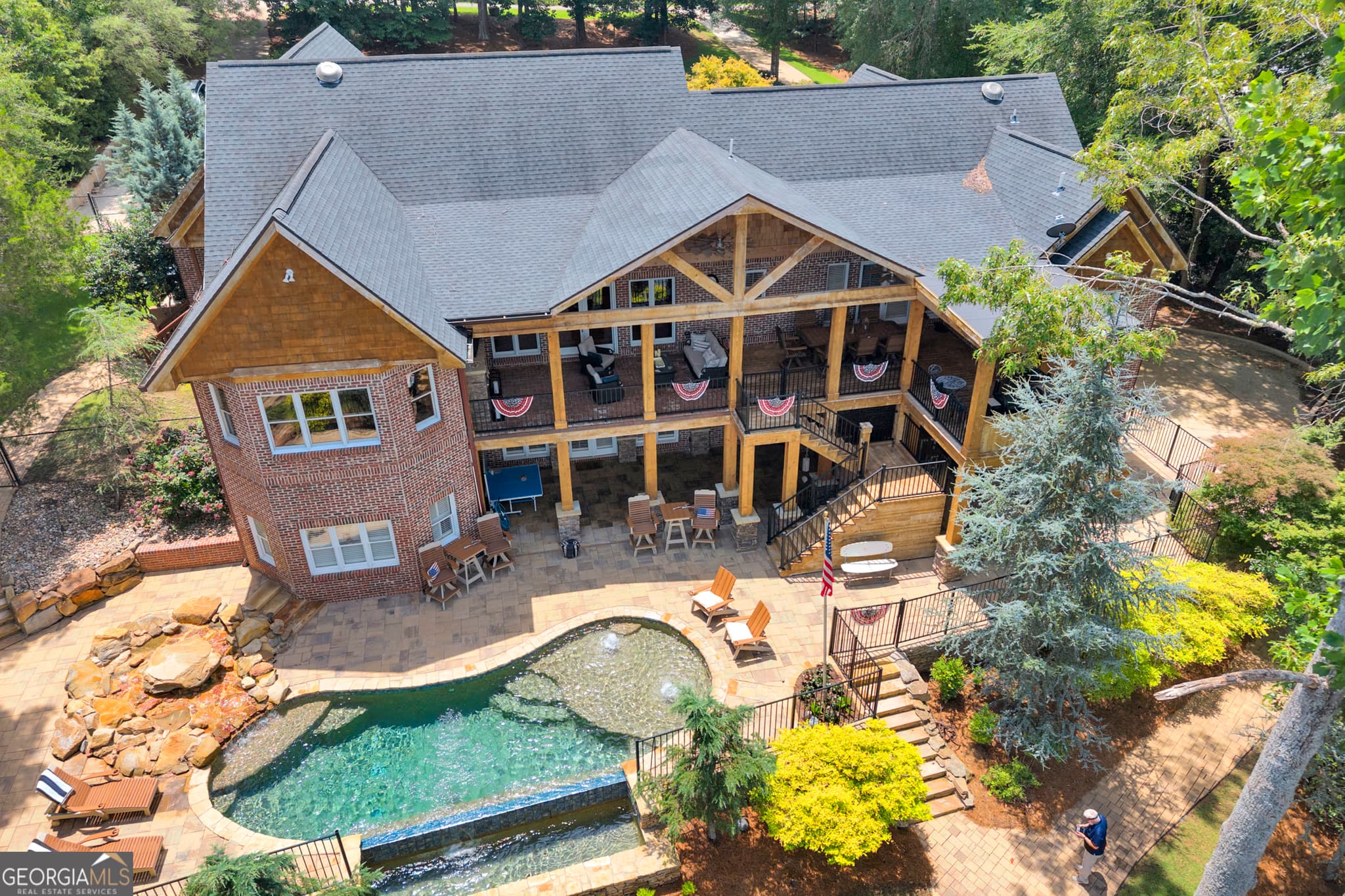 4 bedroom, 3.5 bathroom, 4,420 sq ft single family residence for sale at 139 Lake Pines Circle, Jackson, GA 30233 — photo 9