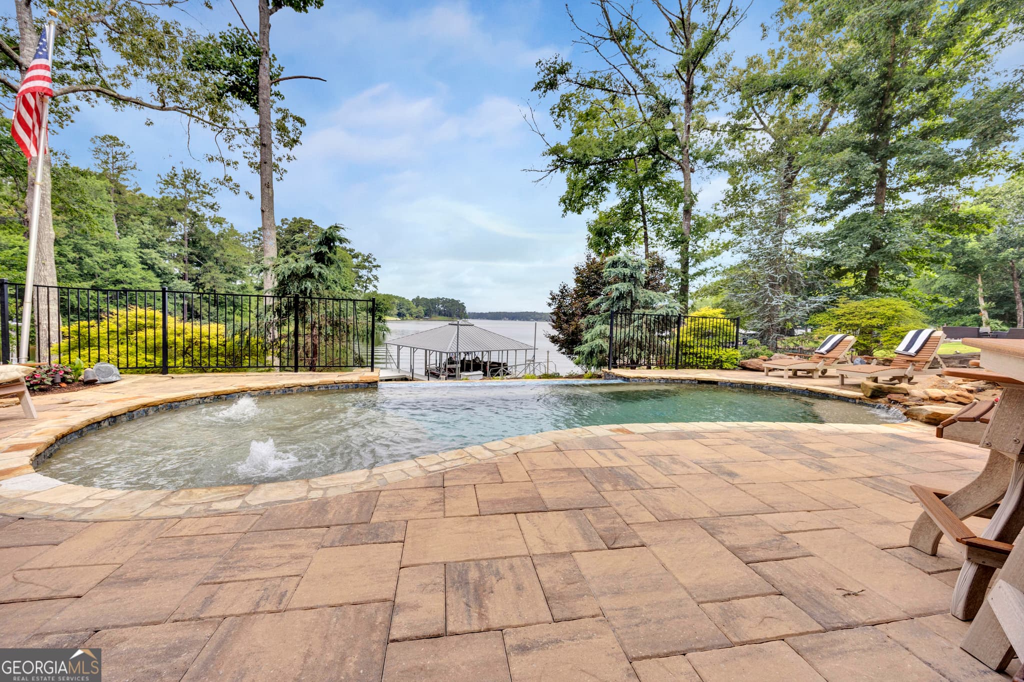 4 bedroom, 3.5 bathroom, 4,420 sq ft single family residence for sale at 139 Lake Pines Circle, Jackson, GA 30233 — photo 10