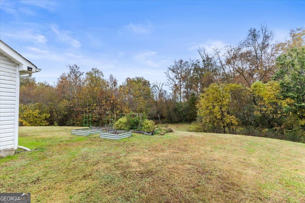 4 bedroom, 2 bathroom, 1,646 sq ft single family residence for sale at 425 Creeks Jewell Drive, Ringgold, GA 30736 — photo 5