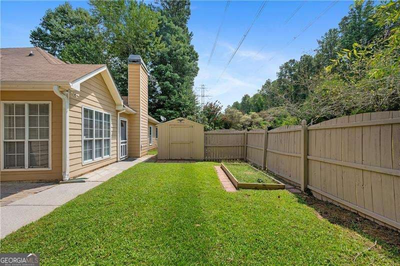 4 bedroom, 2 bathroom, 1,825 sq ft single family residence for rent at 6375 Seymour Place, Acworth, GA 30101 for $2,500 a month — photo 2