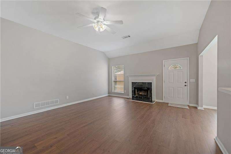 4 bedroom, 2 bathroom, 1,825 sq ft single family residence for rent at 6375 Seymour Place, Acworth, GA 30101 for $2,500 a month — photo 10