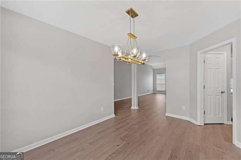 4 bedroom, 2 bathroom, 1,825 sq ft single family residence for rent at 6375 Seymour Place, Acworth, GA 30101 for $2,500 a month — photo 8