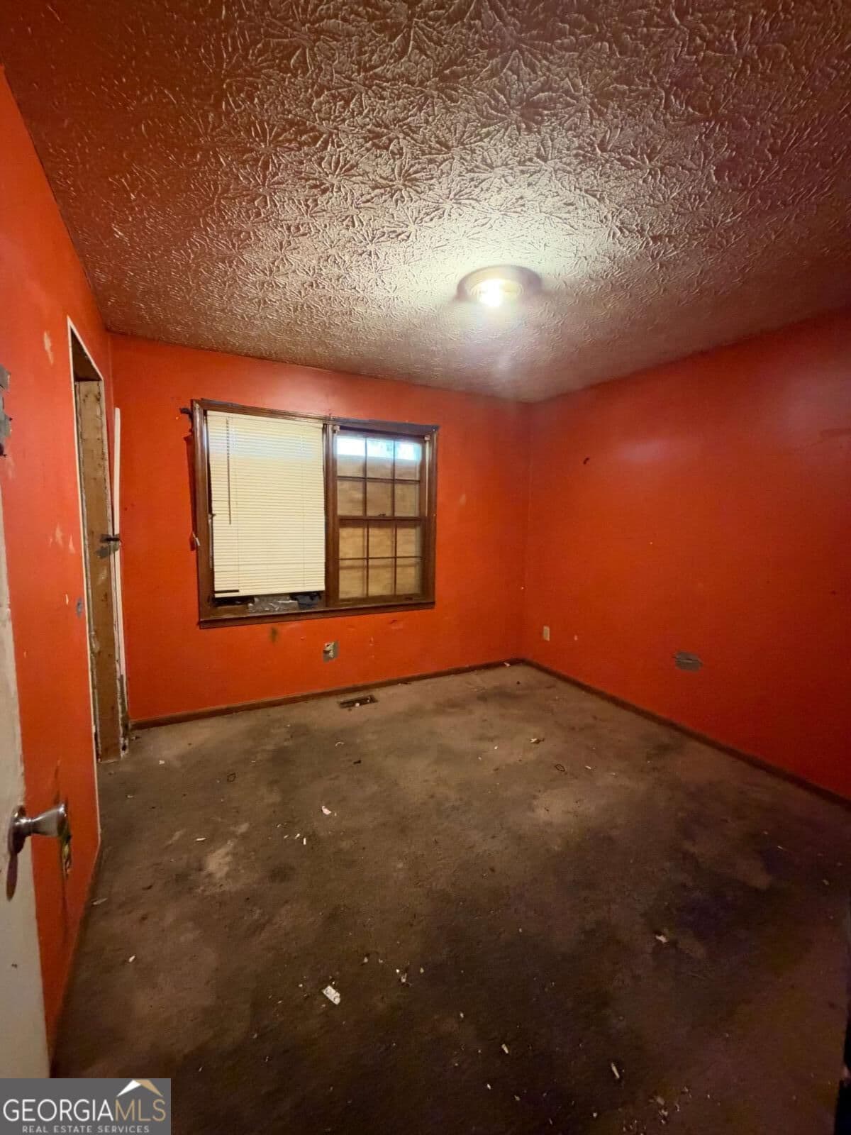 3 bedroom, 1 bathroom, 1,134 sq ft single family residence for sale at 26 Sioux Road, Cartersville, GA 30121 — photo 5