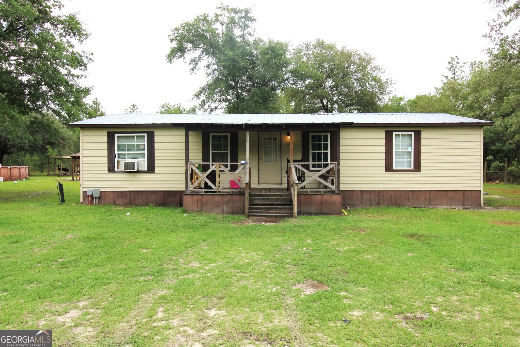 3 bedroom, 2 bathroom, 1,344 sq ft manufactured home,single family residence sold at 1281 Old Kenfield Road, Twin City, GA 30471