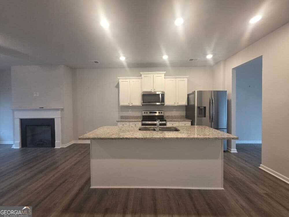 3 bedroom, 2.5 bathroom, 1,500 sq ft townhouse for sale at 4353 Smithgall Court 62, Union City, GA 30291 — photo 9