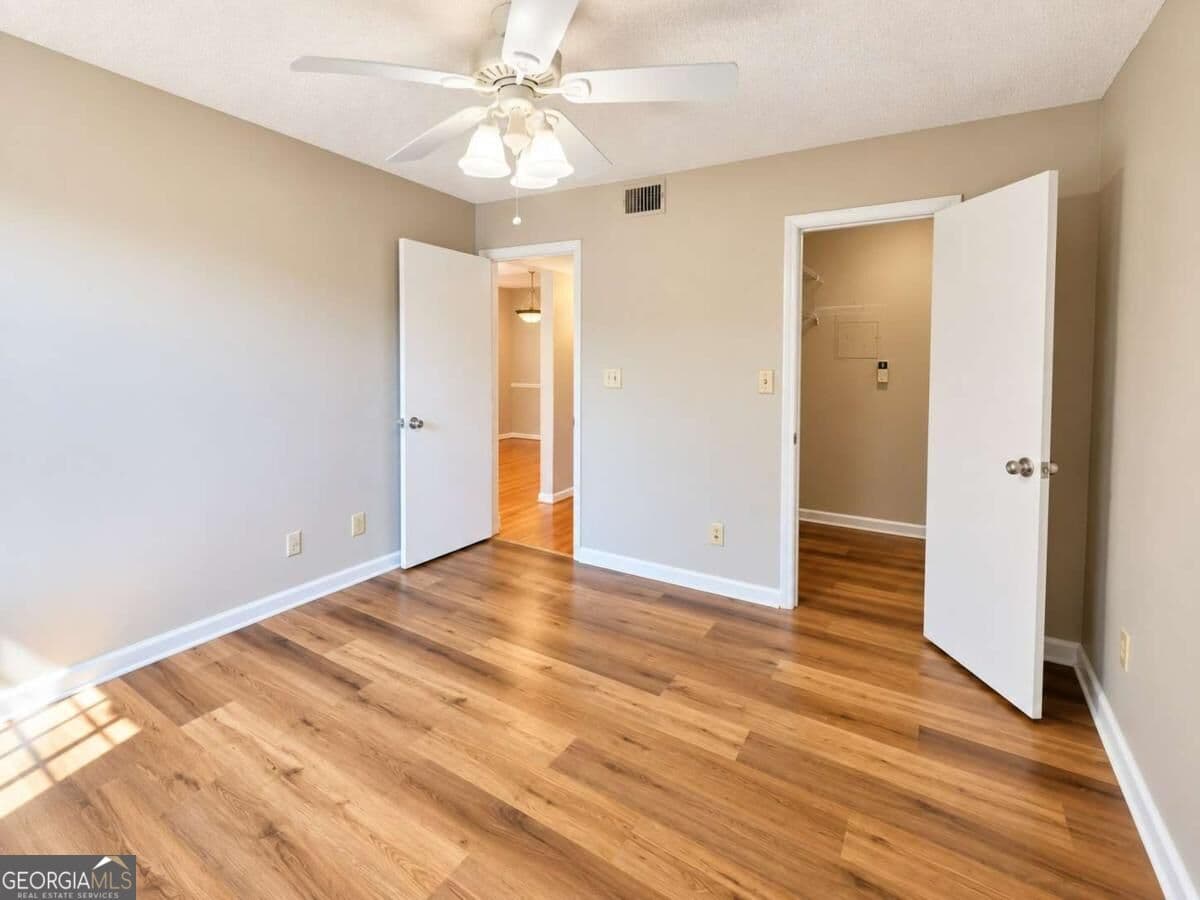 1 bedroom, 1 bathroom condominium for rent at 2037 Chastain Park Court, Atlanta, GA 30342 for $1,679 a month — photo 5