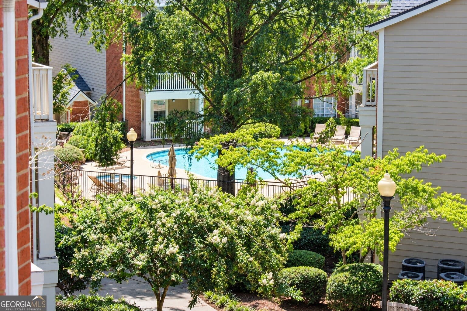 1 bedroom, 1 bathroom condominium for rent at 2037 Chastain Park Court, Atlanta, GA 30342 for $1,679 a month — photo 9