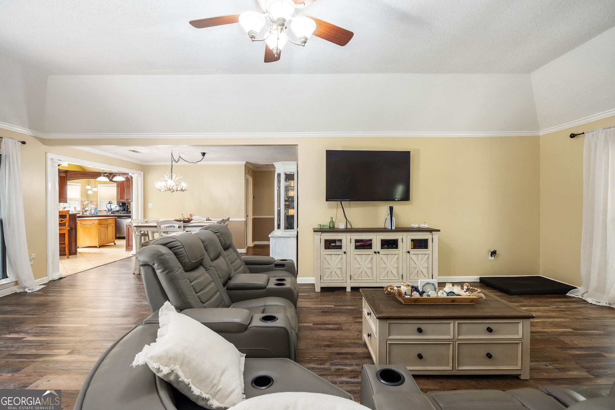 3 bedroom, 2 bathroom, 2,097 sq ft single family residence for sale at 183 Hickory Nut Hollow, Box Springs, GA 31801 — photo 7