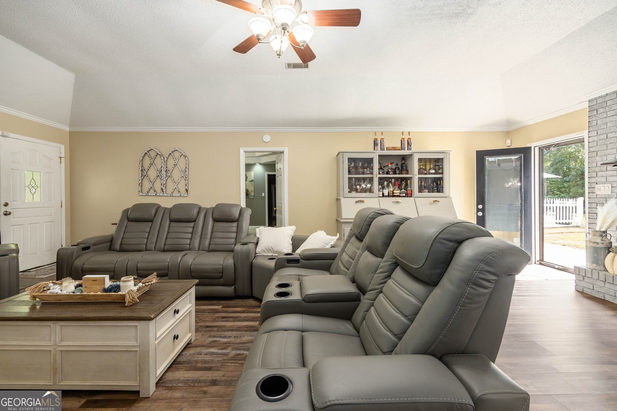 3 bedroom, 2 bathroom, 2,097 sq ft single family residence for sale at 183 Hickory Nut Hollow, Box Springs, GA 31801 — photo 5